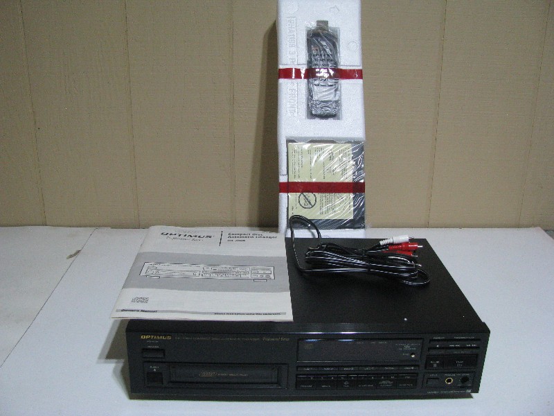 Vintage Optimus CD-7300 Compact Disc Automatic Changer New In  Box, Remote & Manual