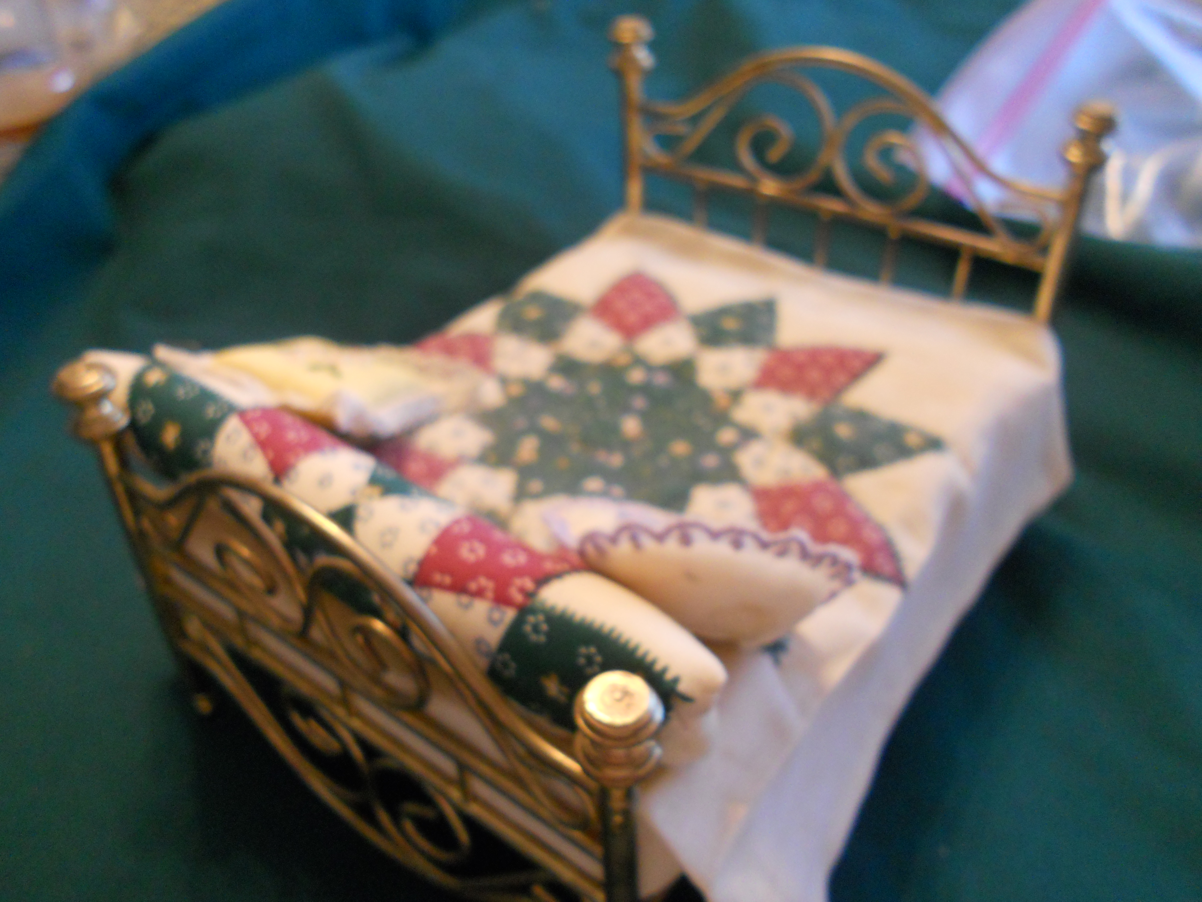 Doll House Brass Bed with bedding