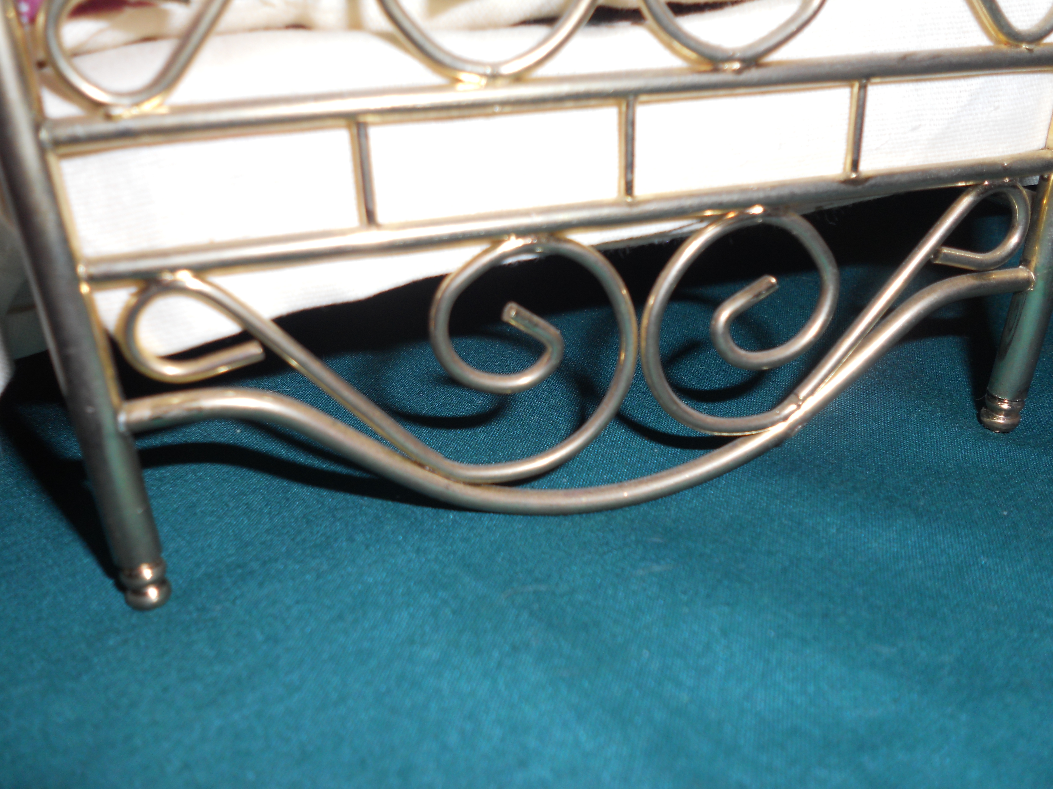 Doll House Brass Bed with bedding
