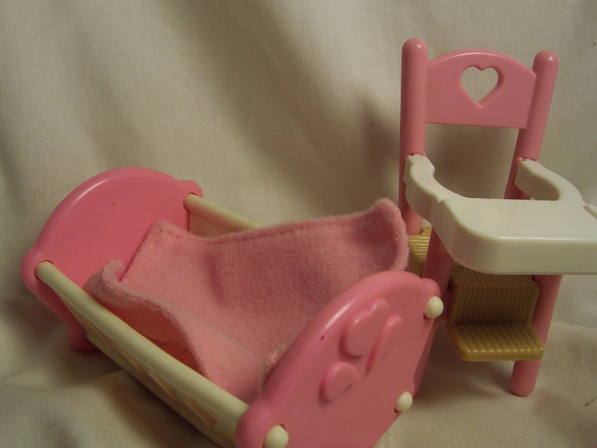 Dollhouse Cradle and High Chair Fisher Price