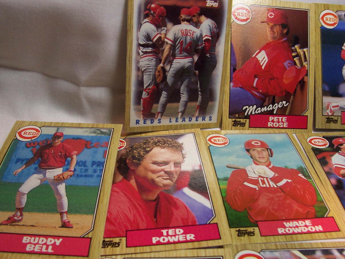 Baseball Cards Cincinnati Reds 29 cards 1987