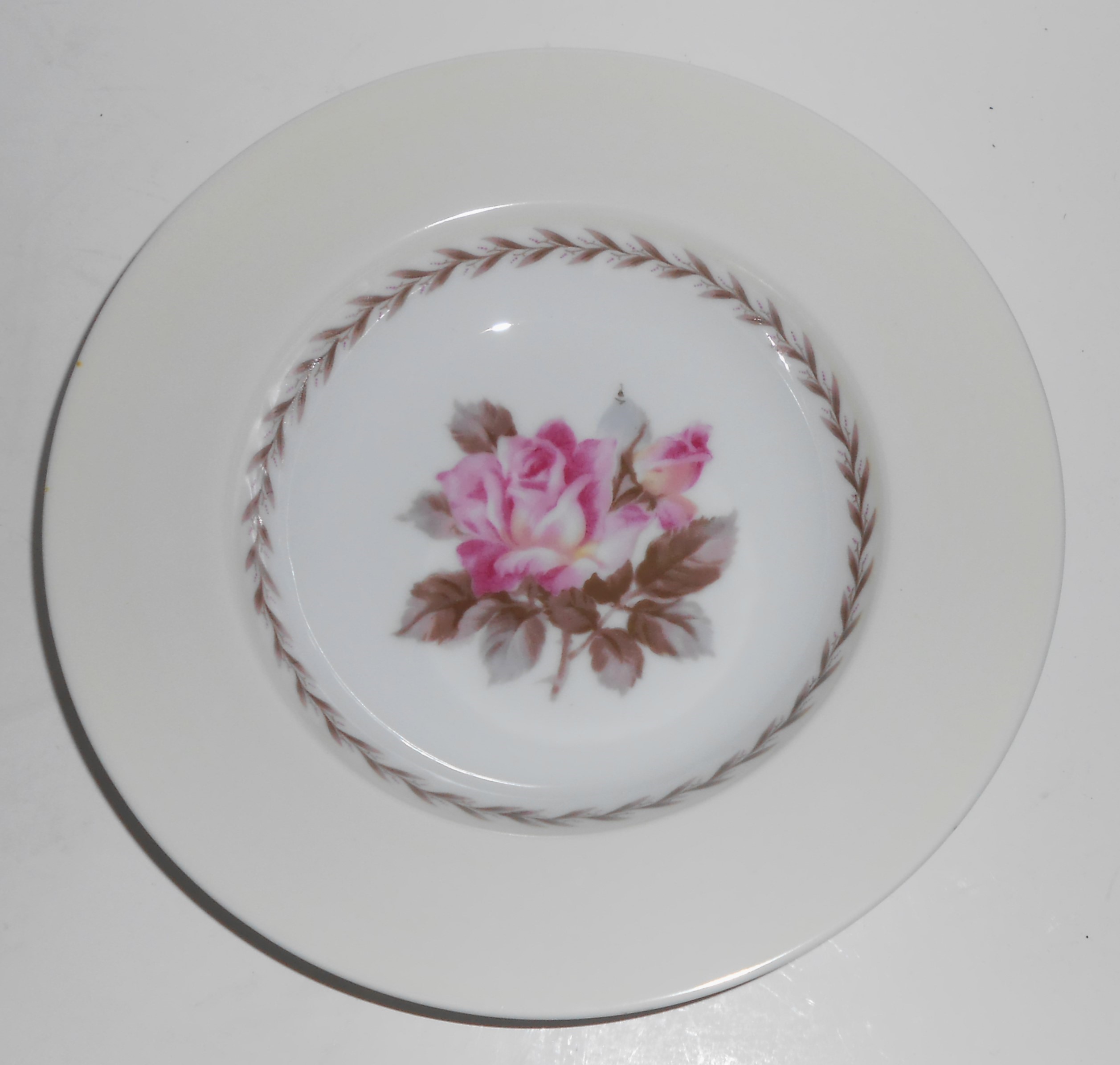 Noritake China Porcelain Rosemont N1349 Rimmed Soup Bow