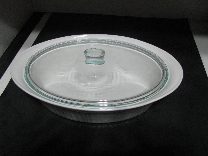 CorningWare French White 4-Quart Oval Stoneware Casserole Dish with Glass Lid