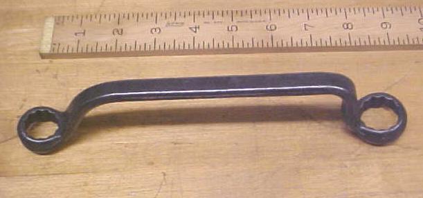 Ford 10 inch Combination Box Wrench M 01A-17017B 76