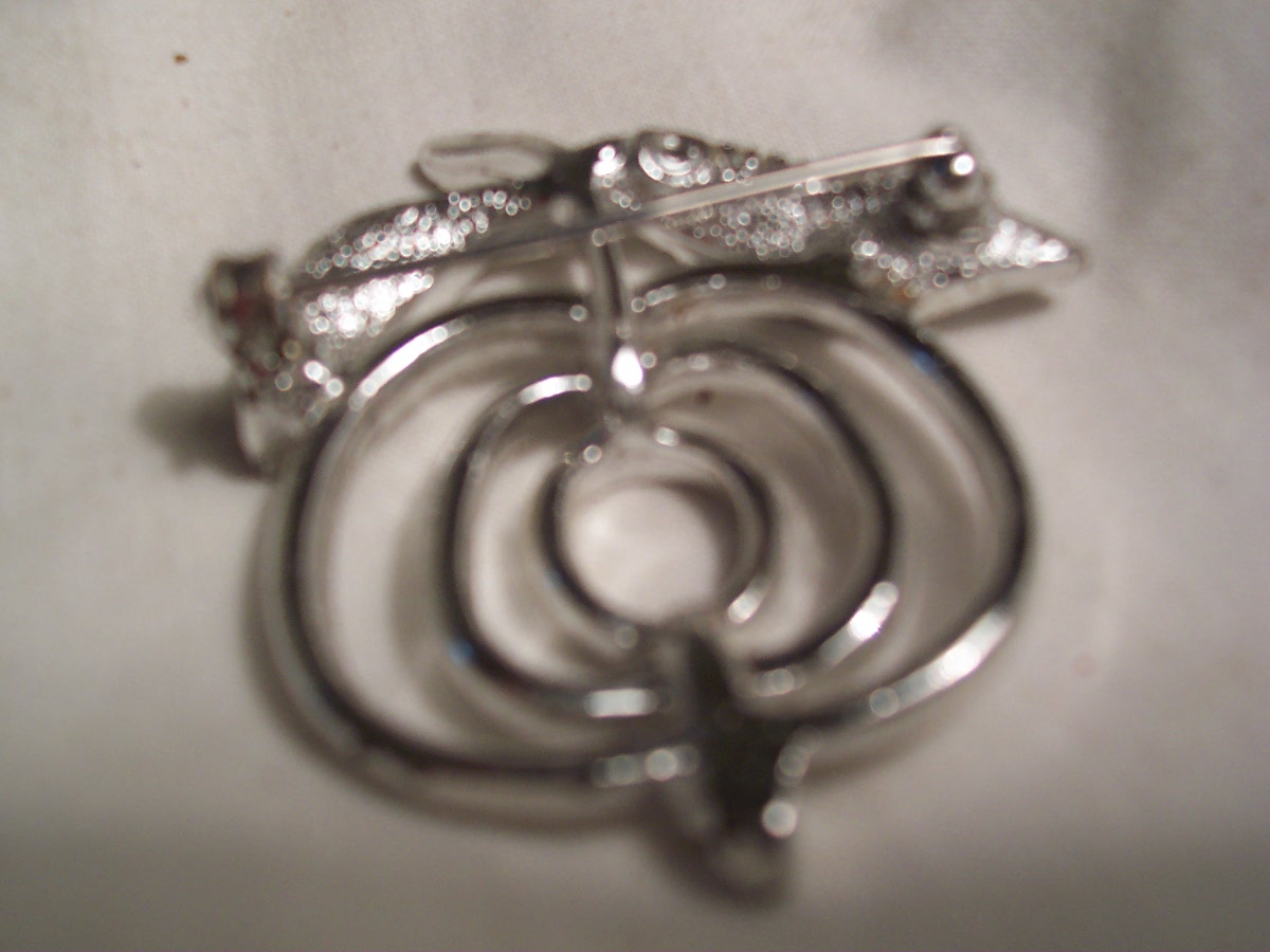 Sarah Coventry Apple Pin Silver Tone