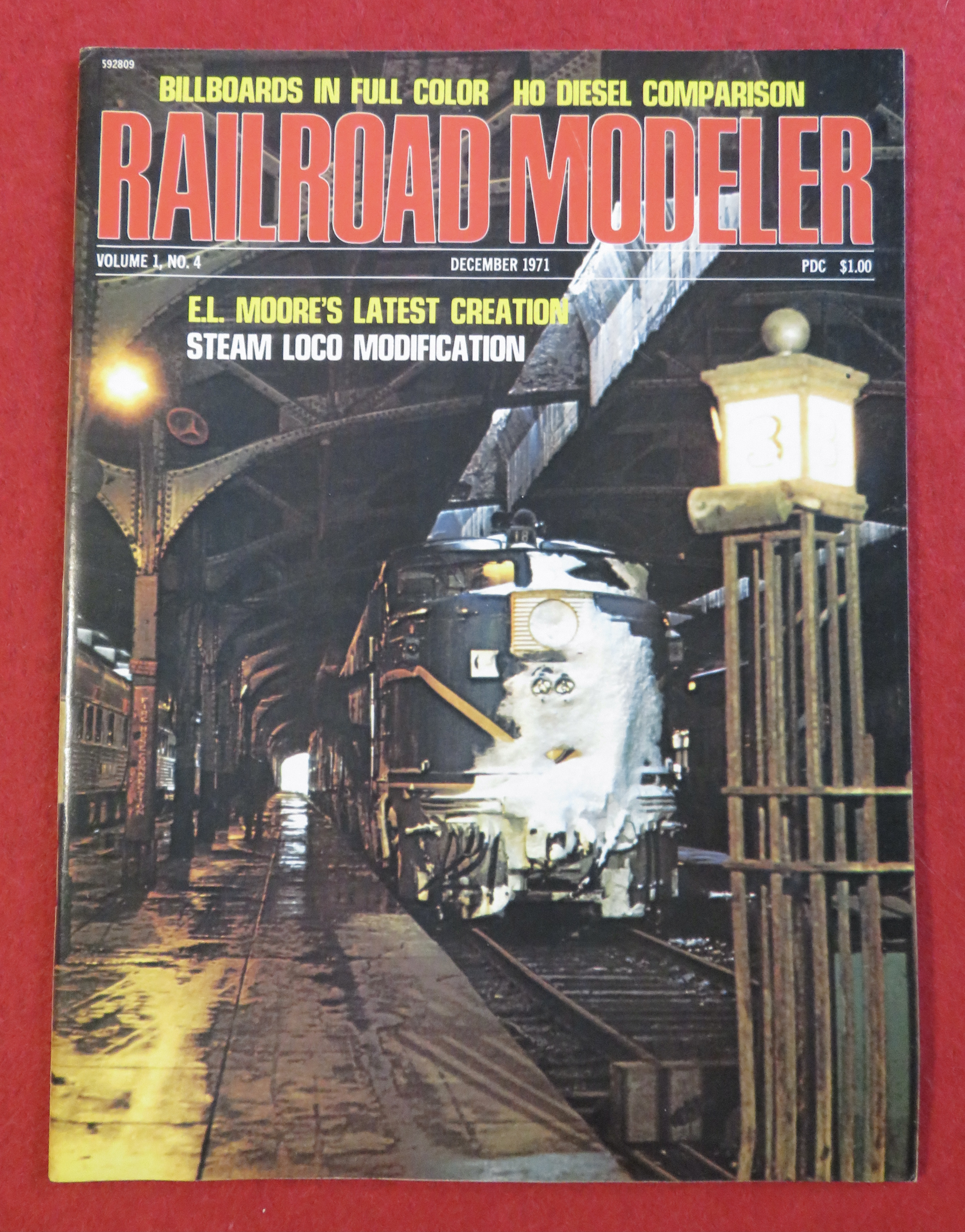 Railroad Modeler Magazine December 1971