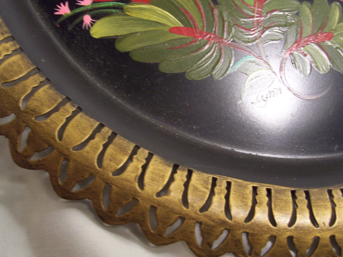 Floral Tole Painted Tin Tray Round 12 inch