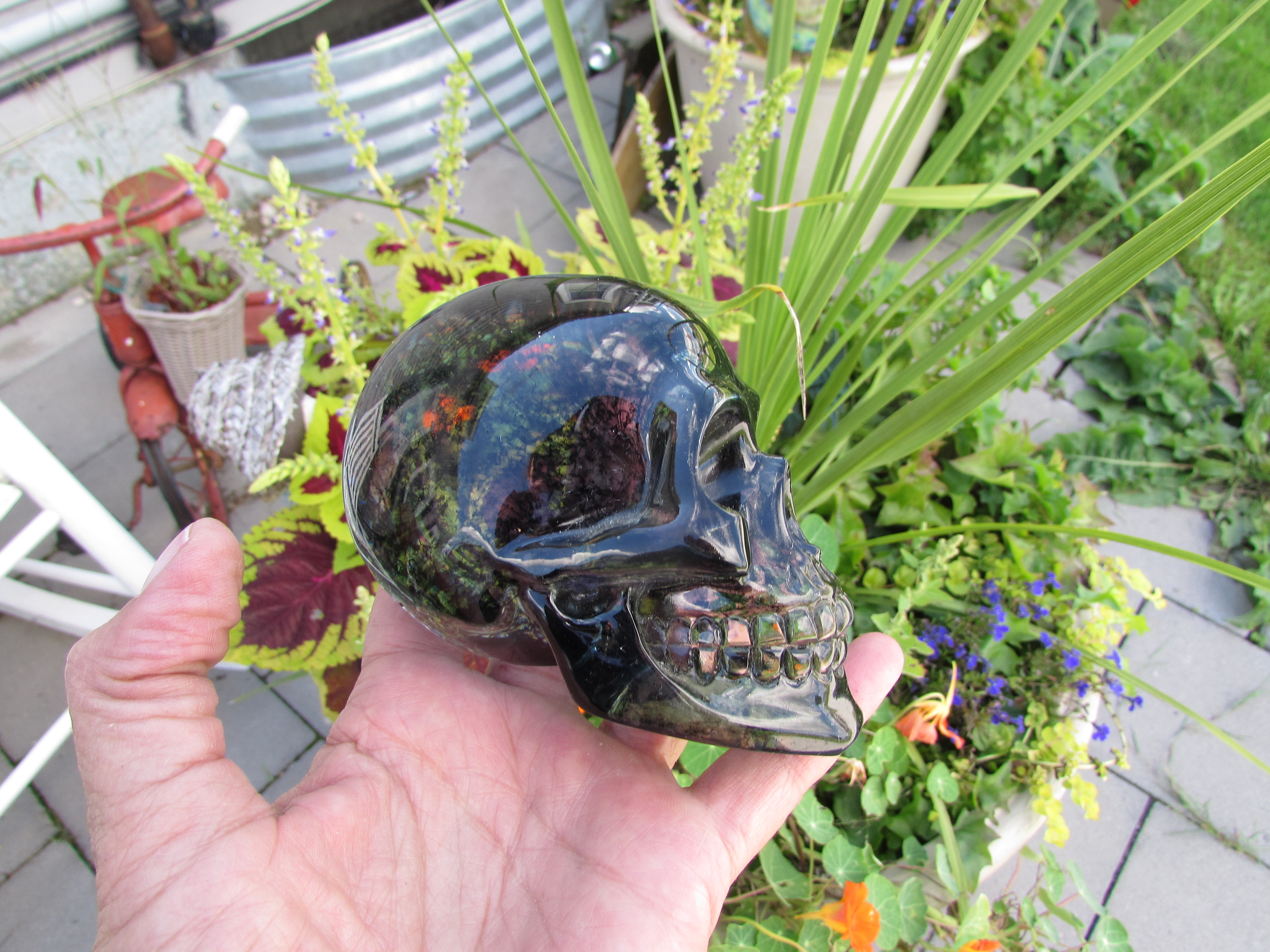 Nemesis Now Skull Summit 2004 signed lucite