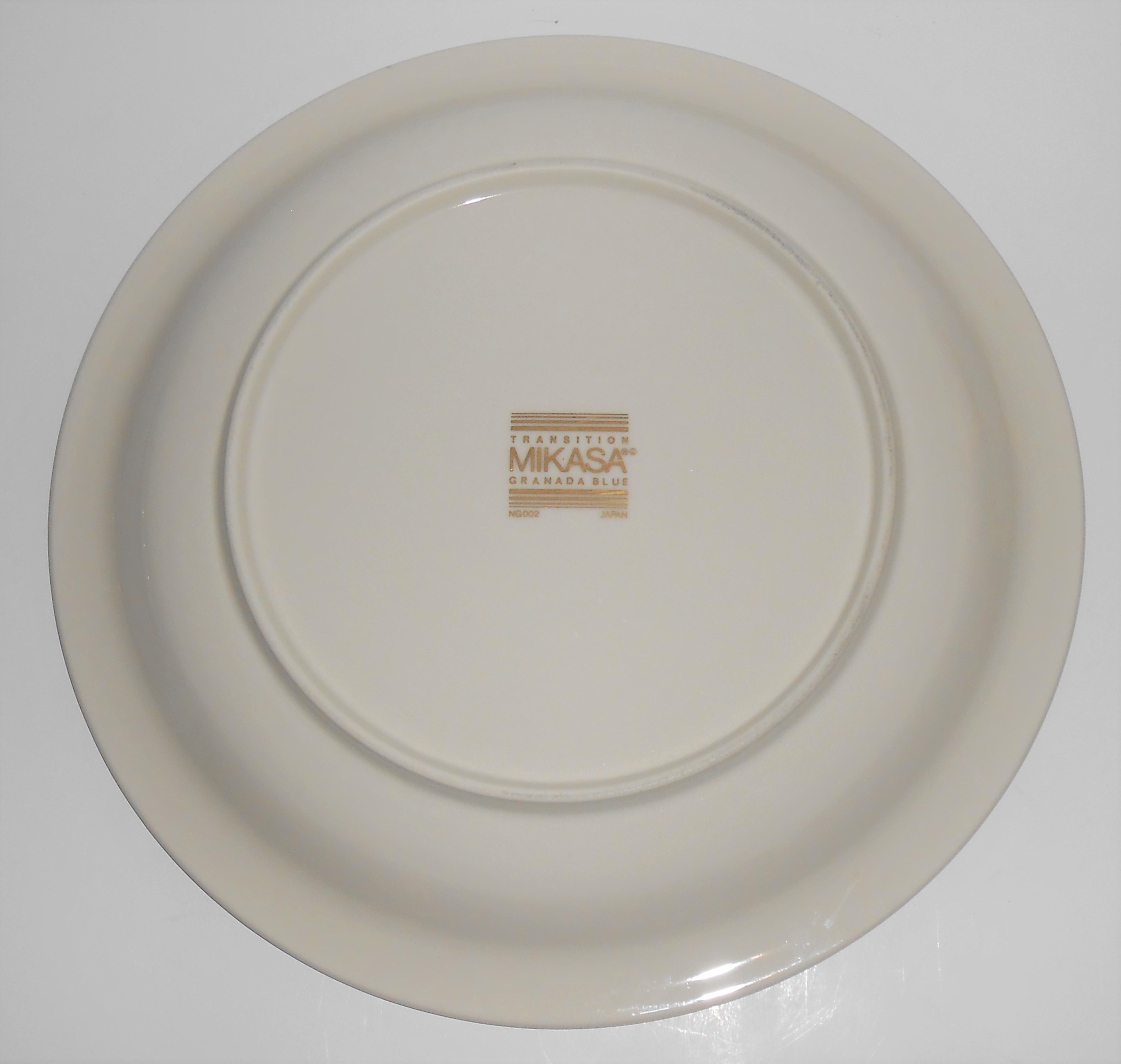Mikasa Fine China Granada Blue w/Gold Dinner Plate