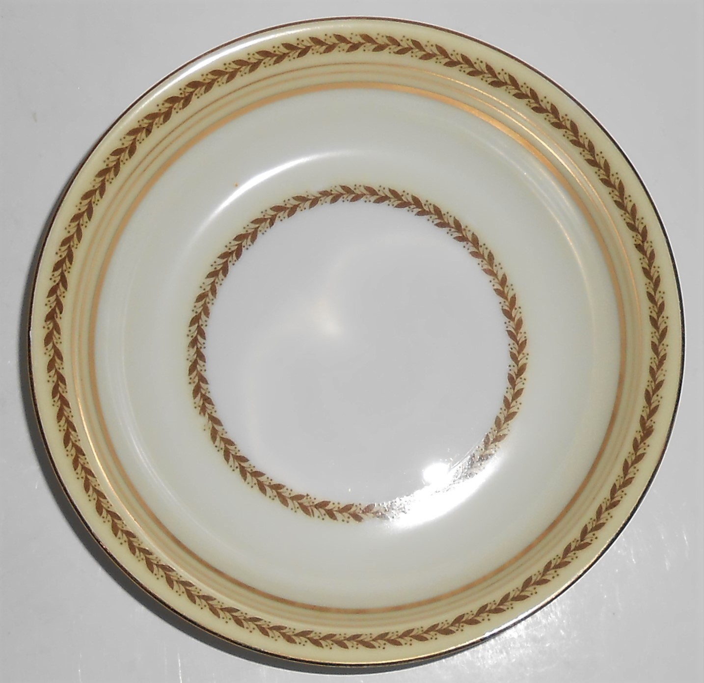 Noritake Porcelain China Caliban W/Gold Fruit Bowl