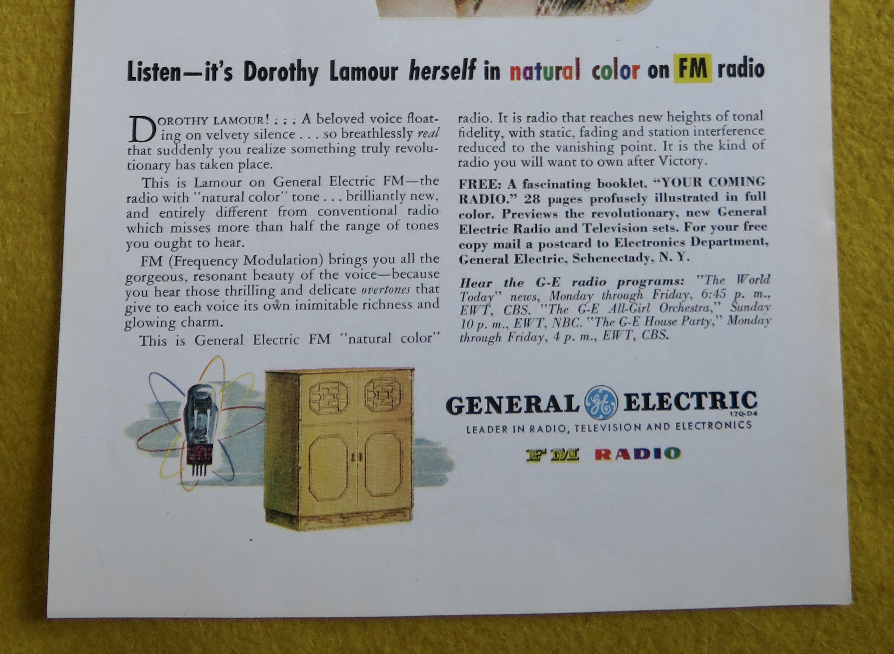 1945 General Electric FM Radio with Dorothy Lamour