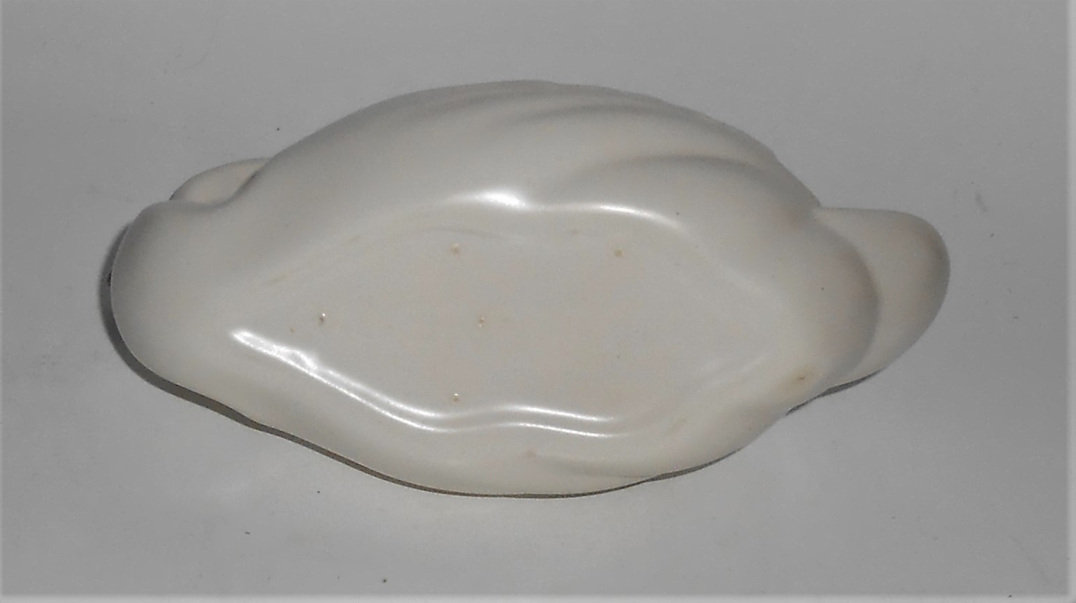 Bauer Pottery Cal-Art Matte White Swan Planter