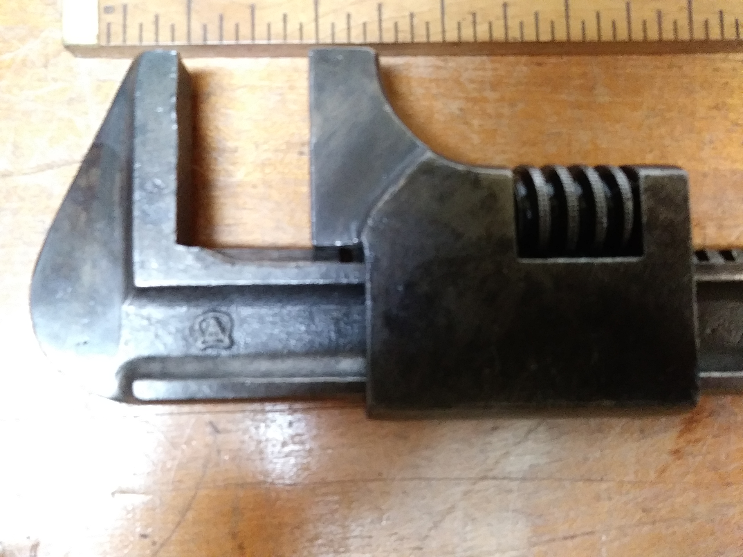 Vlchek Adjustable Auto Wrench 11 inch size