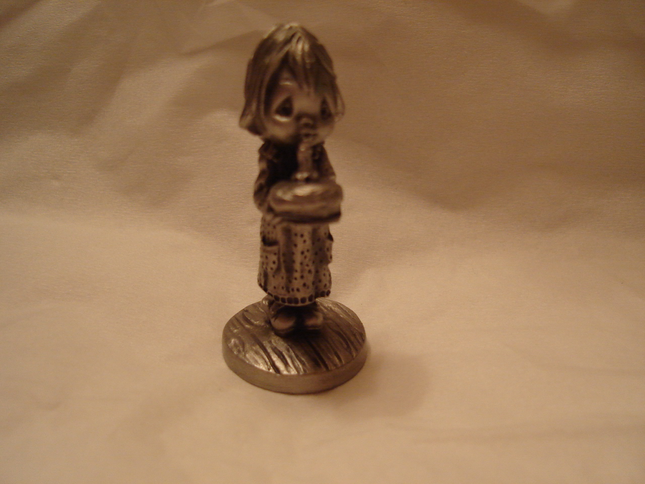 Hudson Hallmark Pewter Betsey Clark