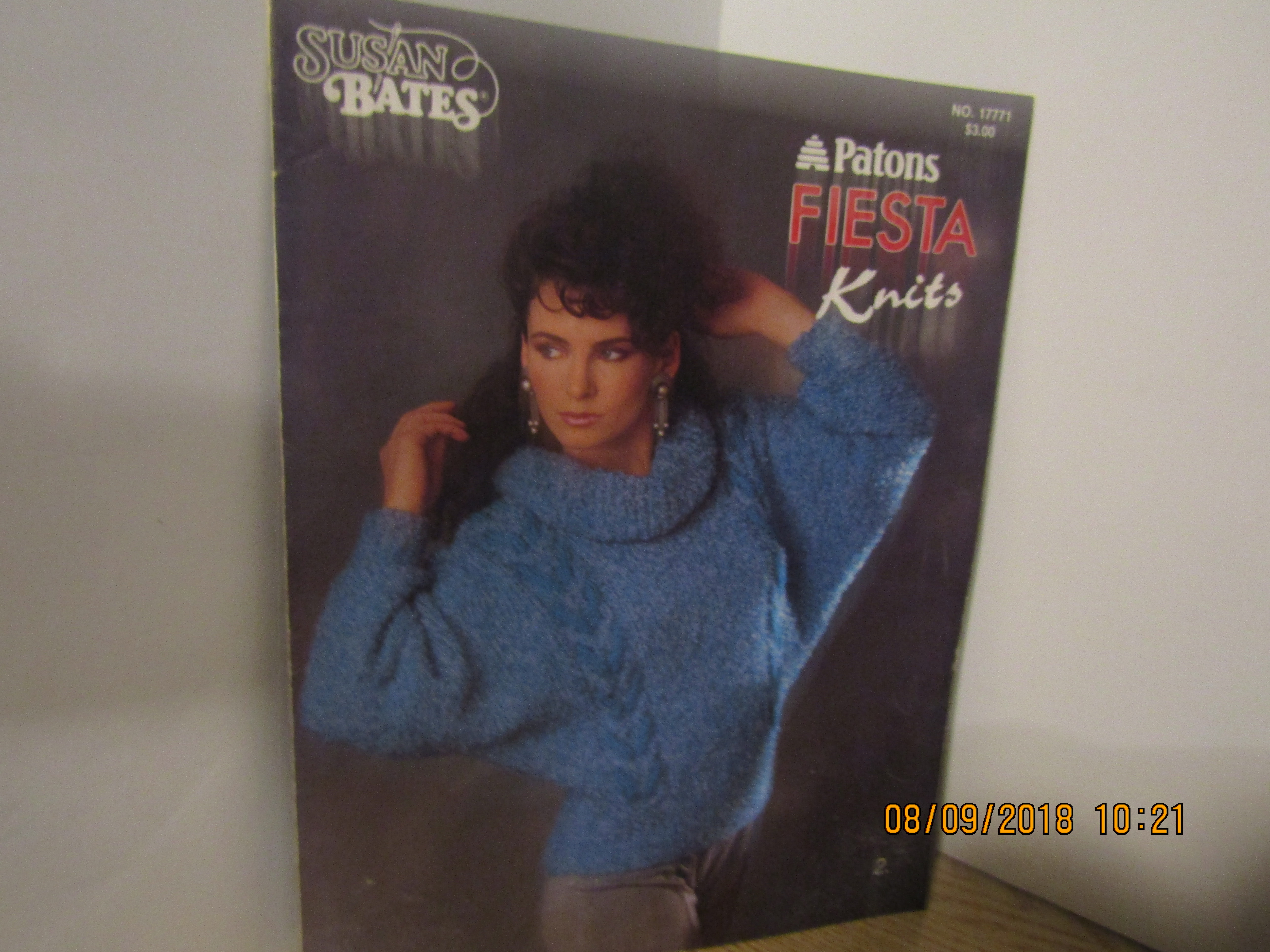 Susan Bates Patons Fiesta Knits Sweaters #17771