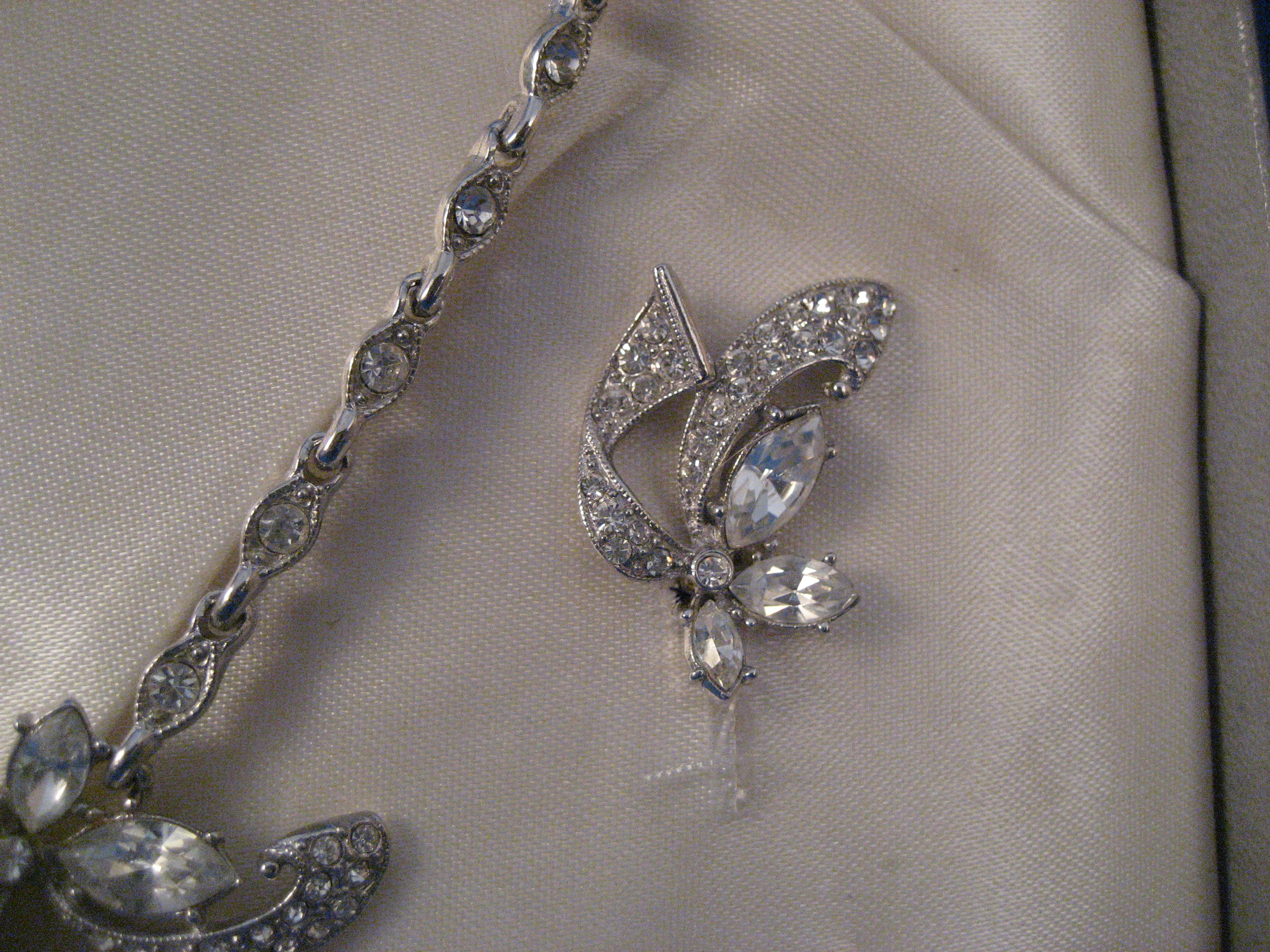 ORA Demi Parrure Rhinestone Necklace Set