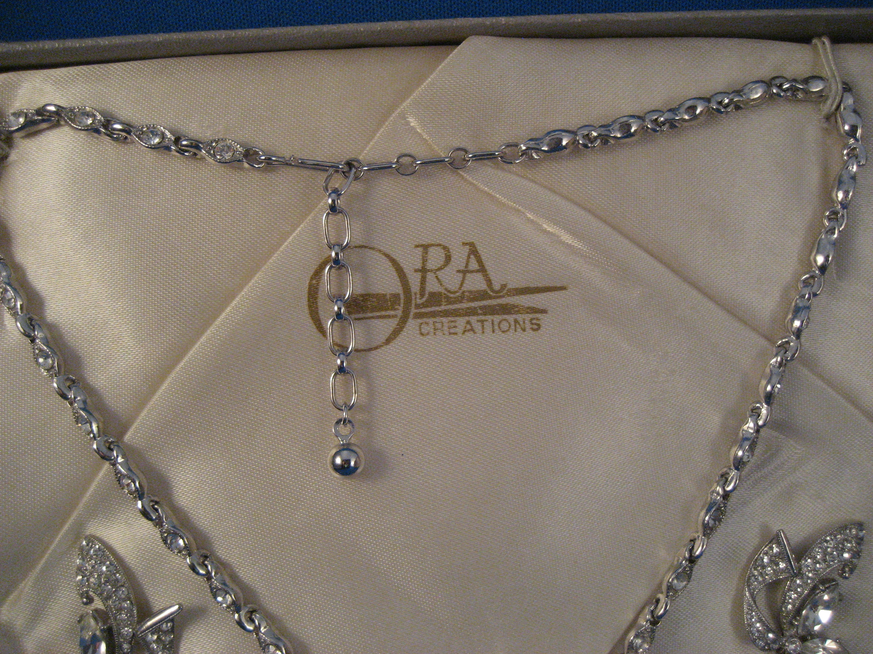 ORA Demi Parrure Rhinestone Necklace Set