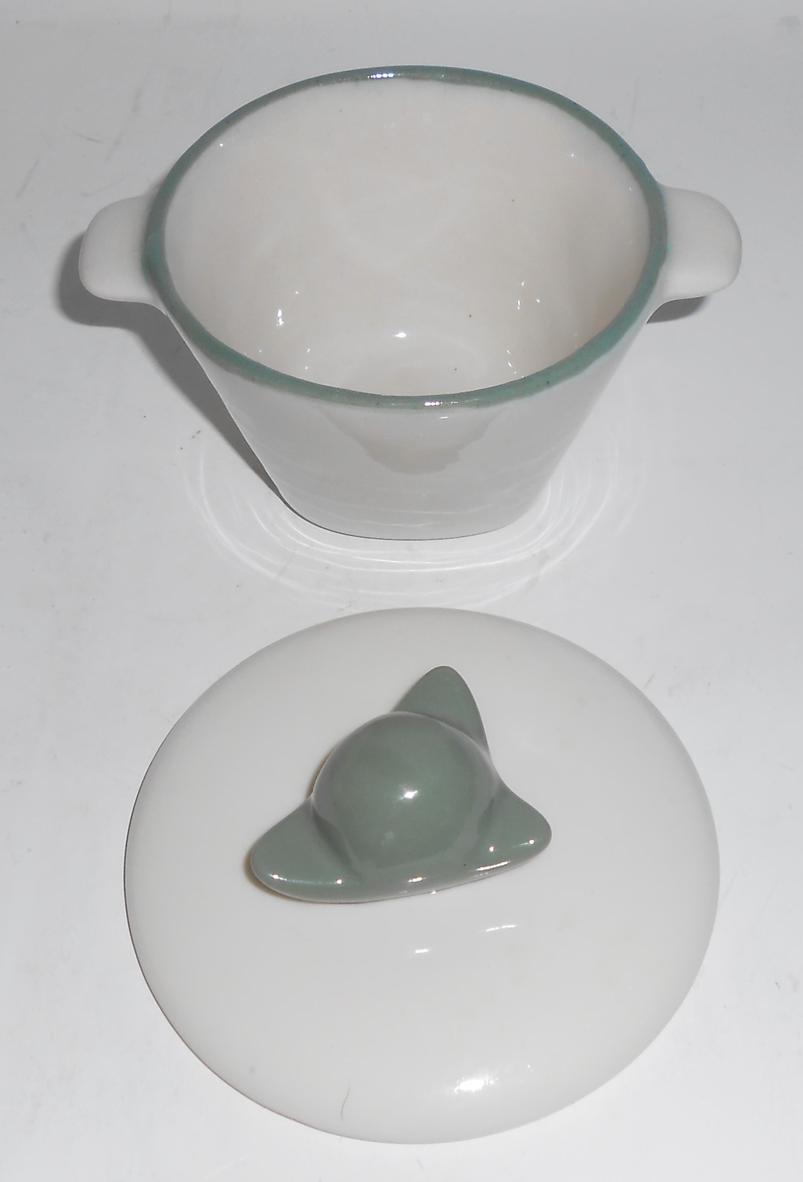 Winfield China Pottery Green Bamboo Covered Soup Bowl