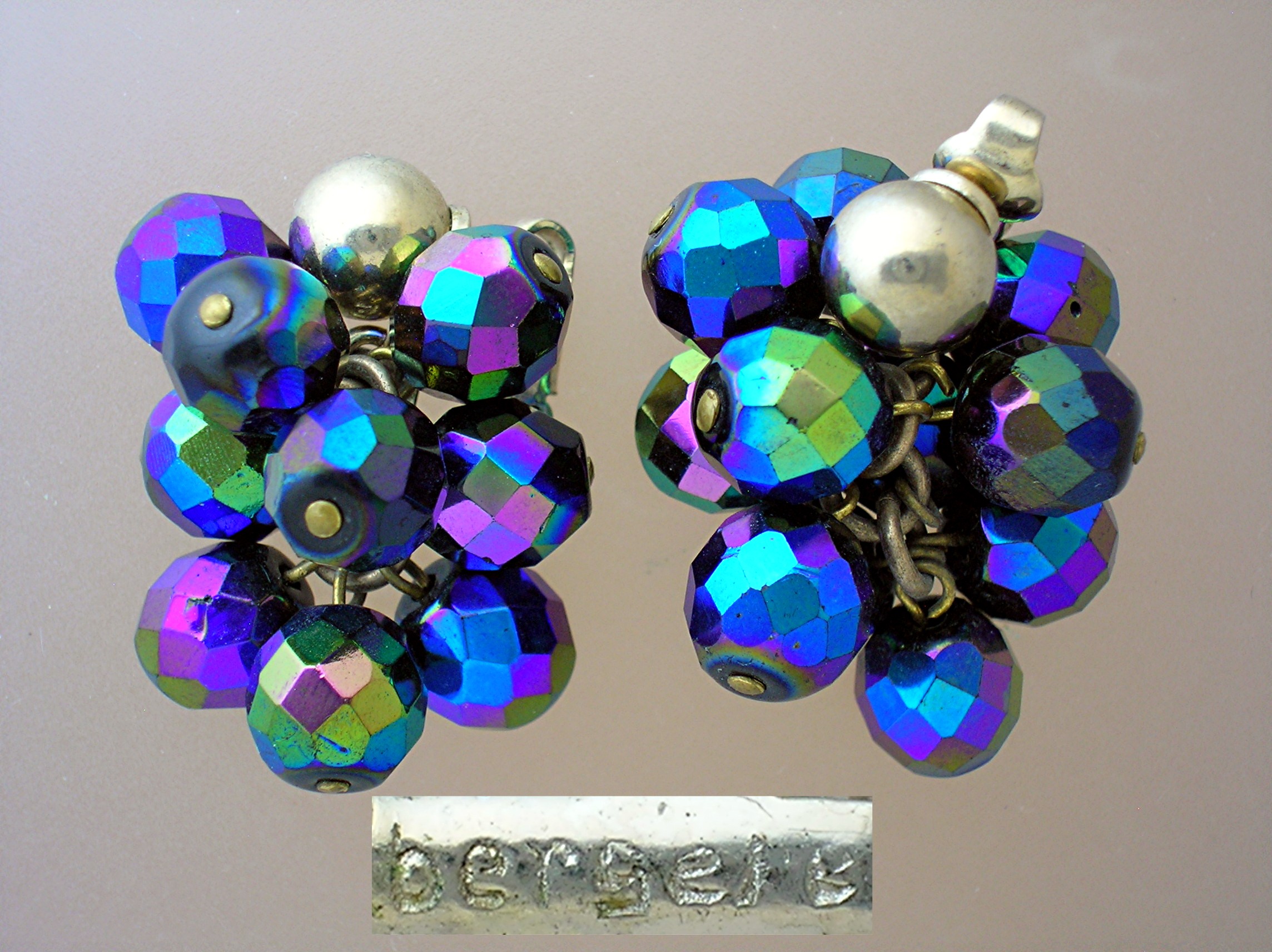 BERGERE Clip Earrings Blue/Green/Black Bead