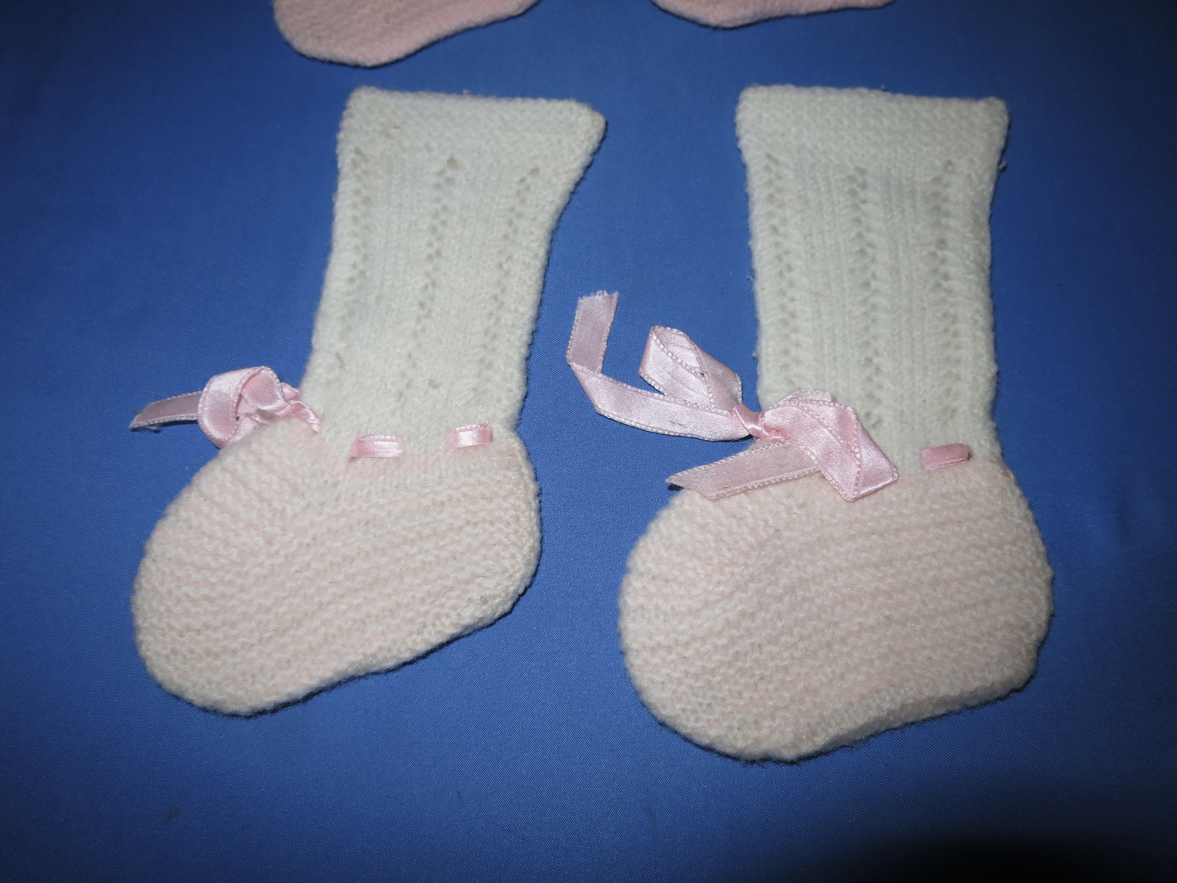 Vintage Baby Booties hand knit Pink and White 1960s