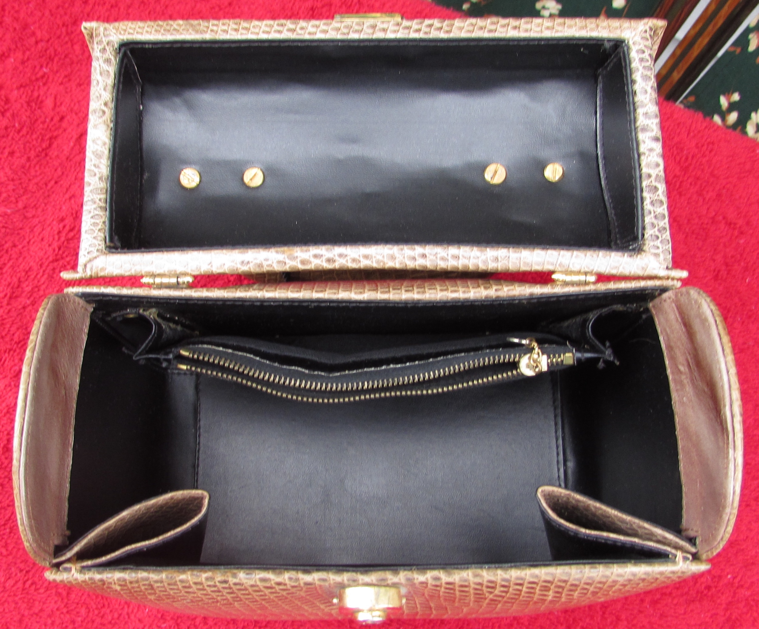 Faux Alligator Box Purse with Key