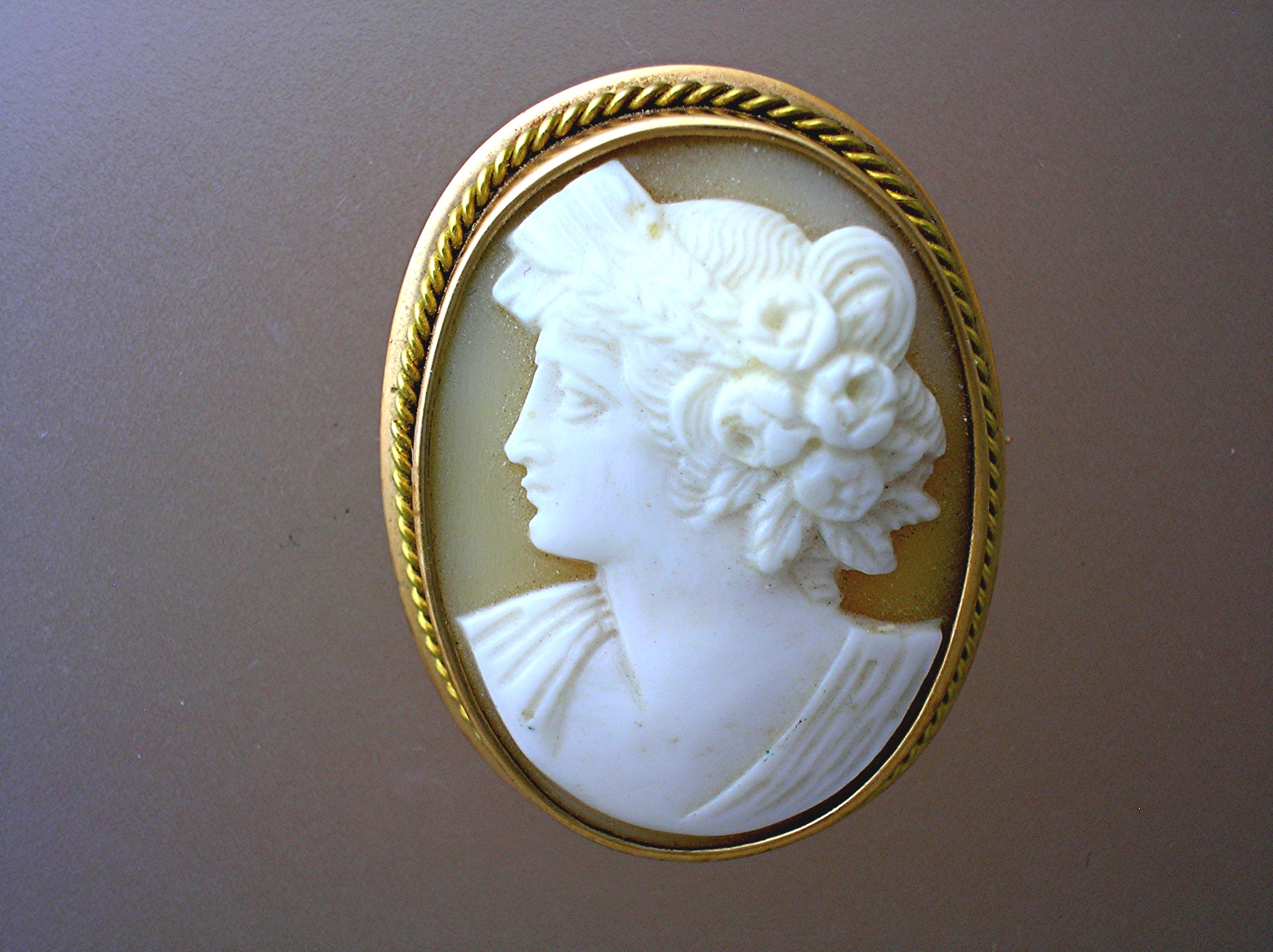 Cameo Brooch, Old European Gold Cameo Pin, Brooch