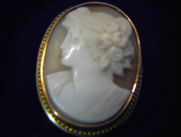 Cameo Brooch, Old European Gold Cameo Pin, Brooch