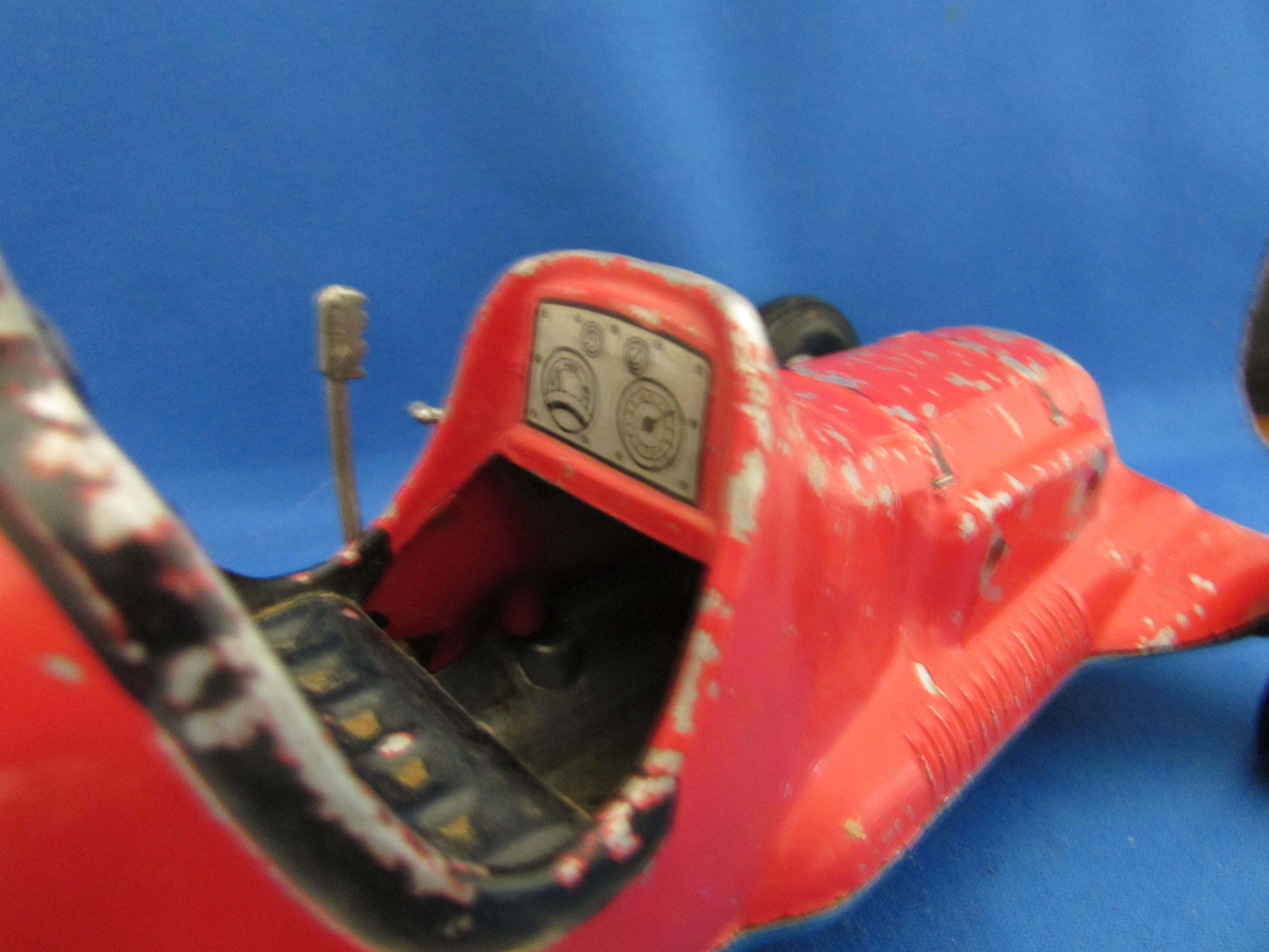 Roy Cox Thimble Drome Thether Car #62