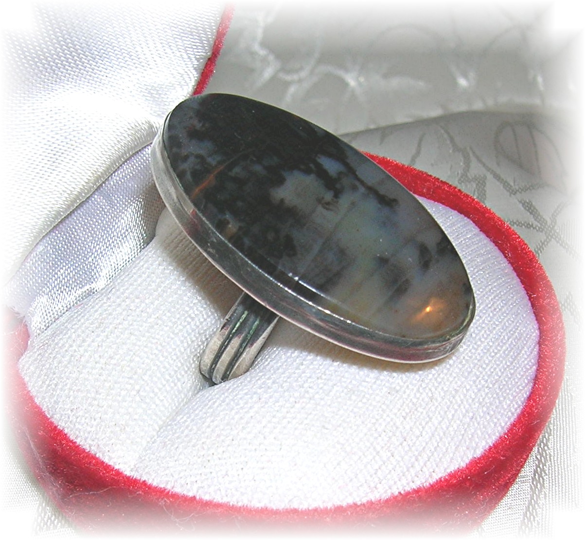 Vintage Sterling Silver Agate Ring