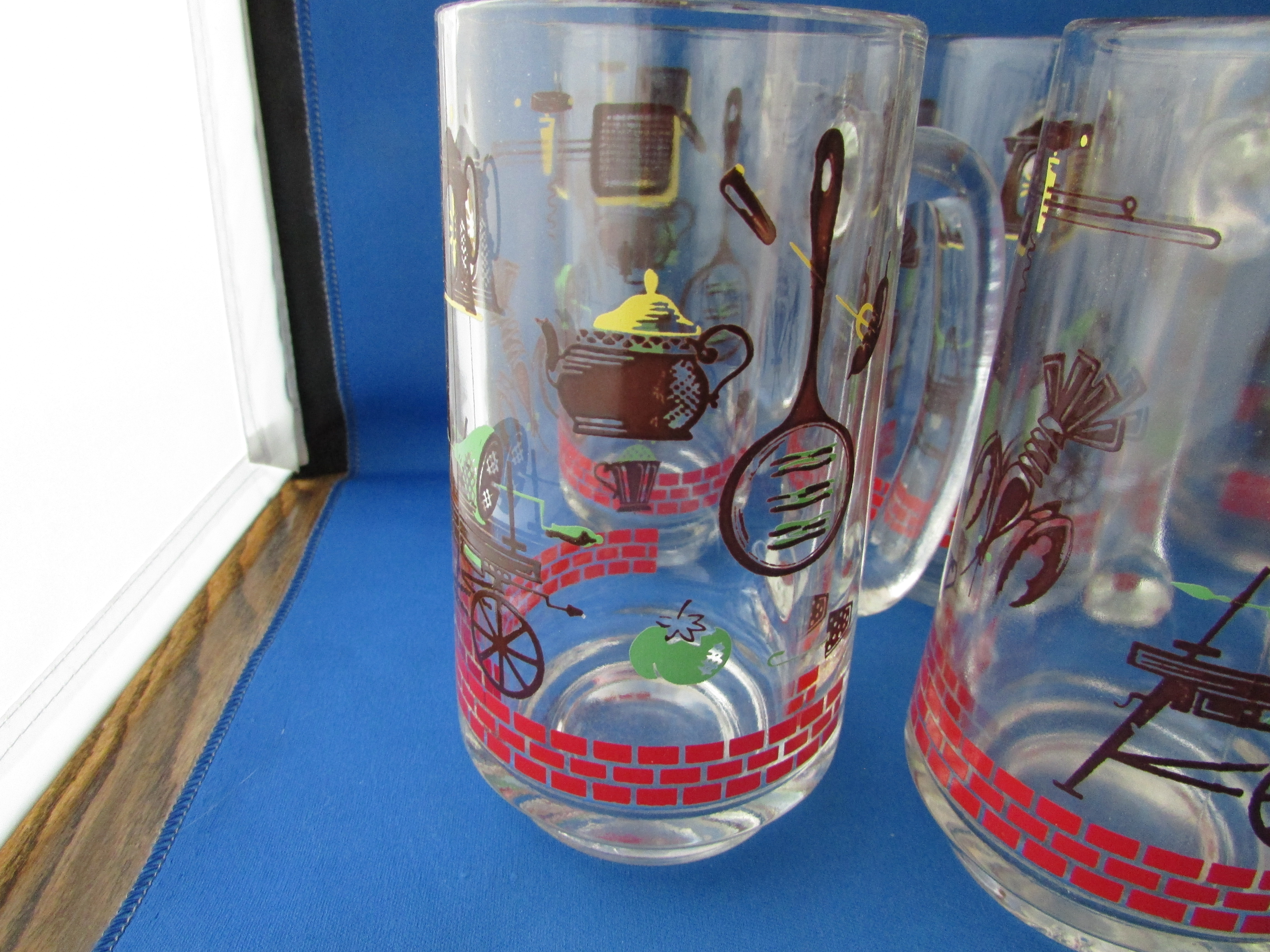 Early American Motif Glass Mugs
