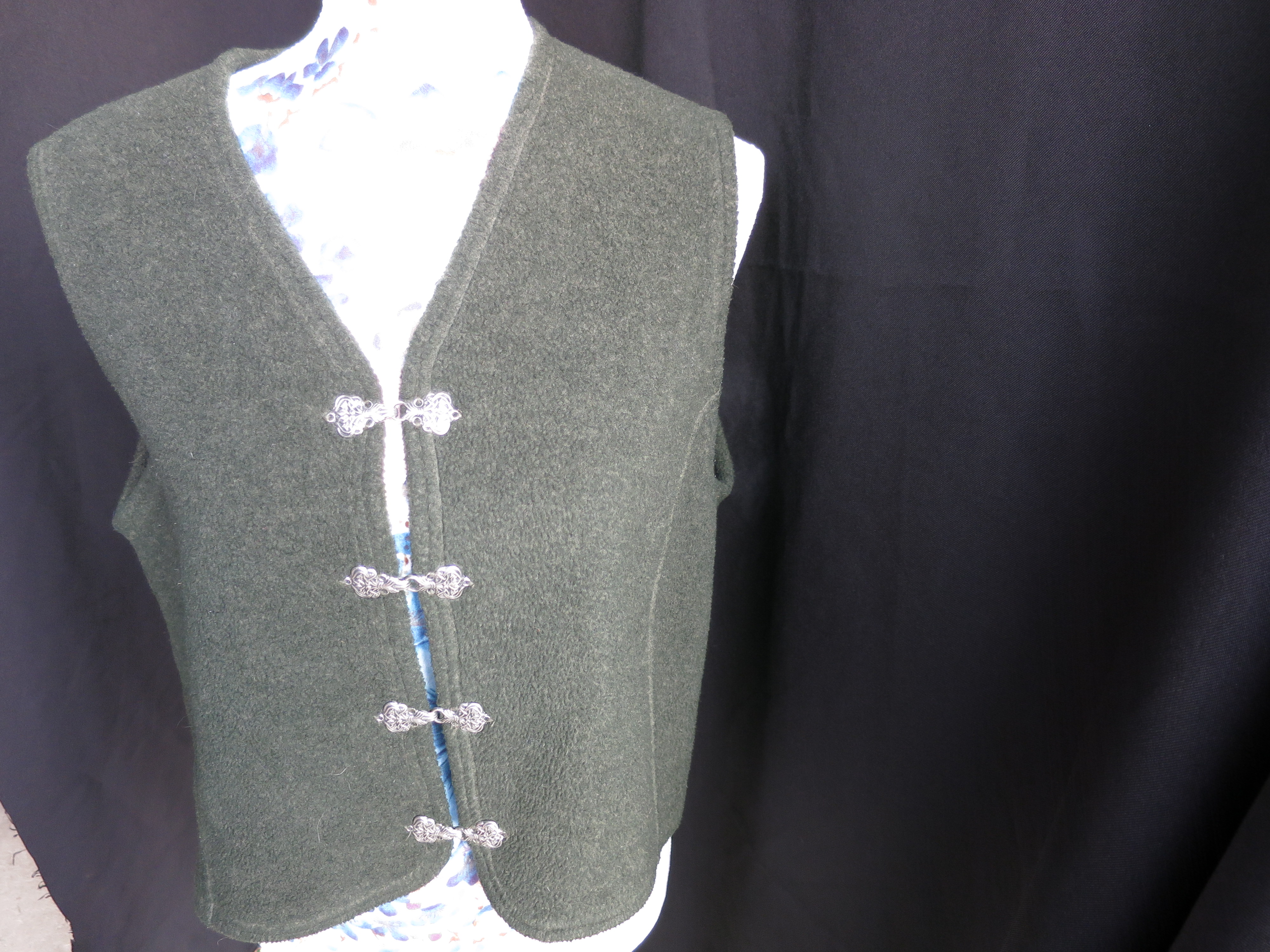 Vintage Summit Dog Green Wool Blend Vest Size M USA