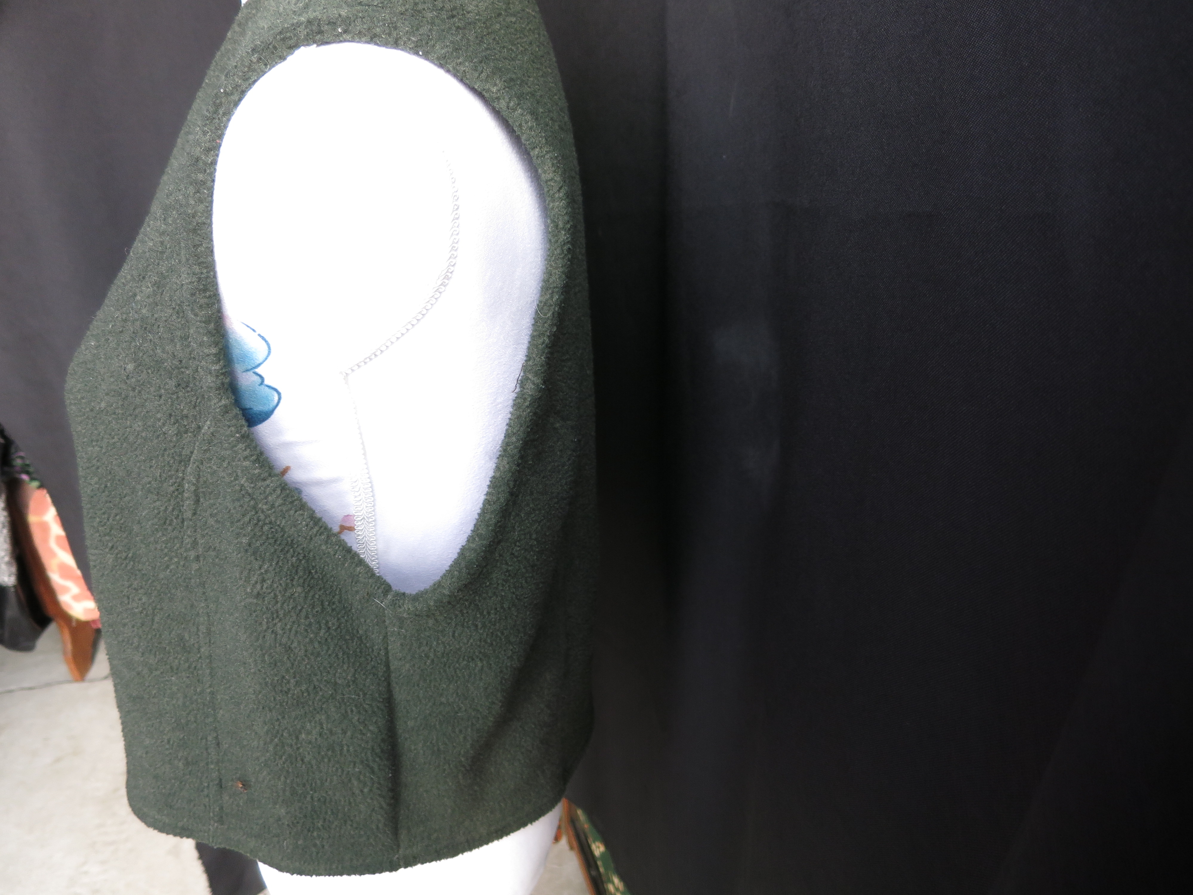 Vintage Summit Dog Green Wool Blend Vest Size M USA