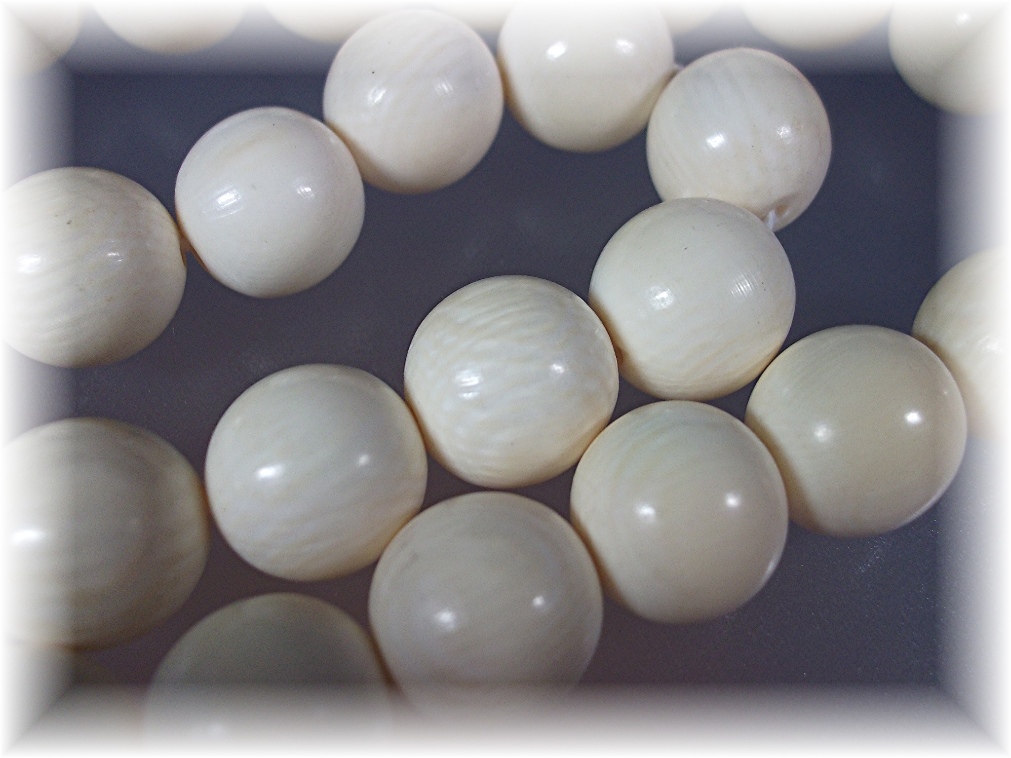 Necklace Pre Ban Ivory Beads 11mm 40s