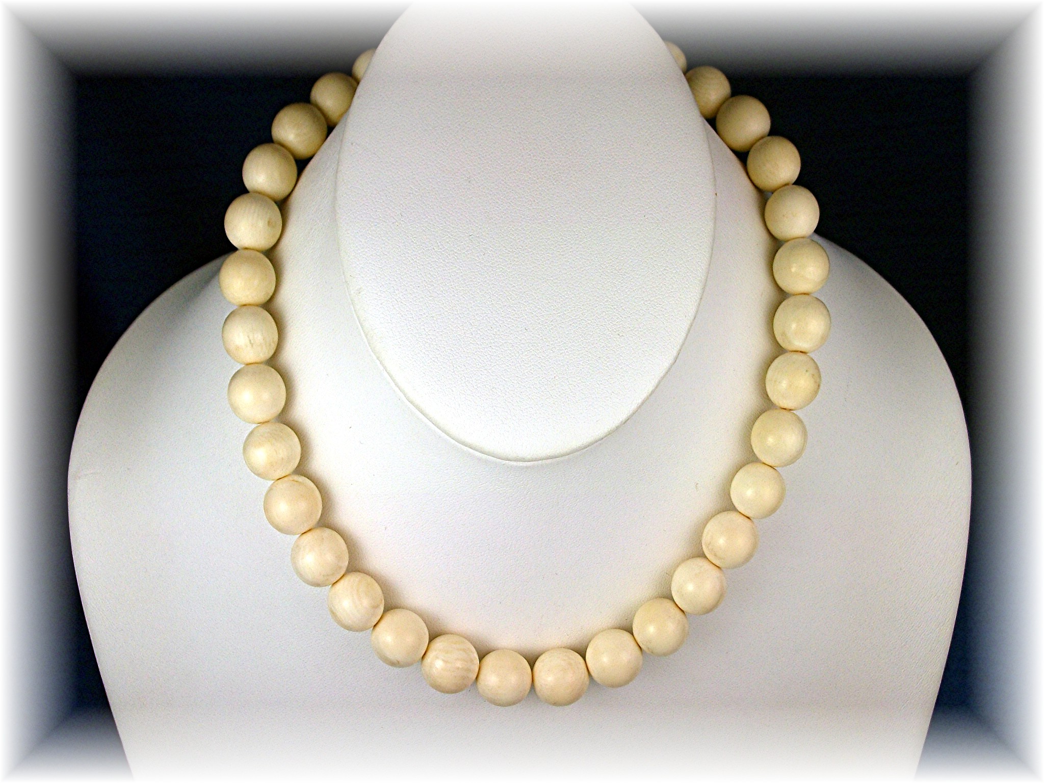 Necklace Pre Ban Ivory Beads 11mm 40s