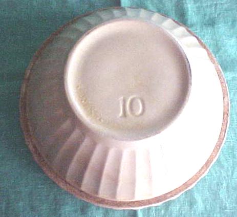 Yelloware Mixing Bowl #10 Ribbed Pattern