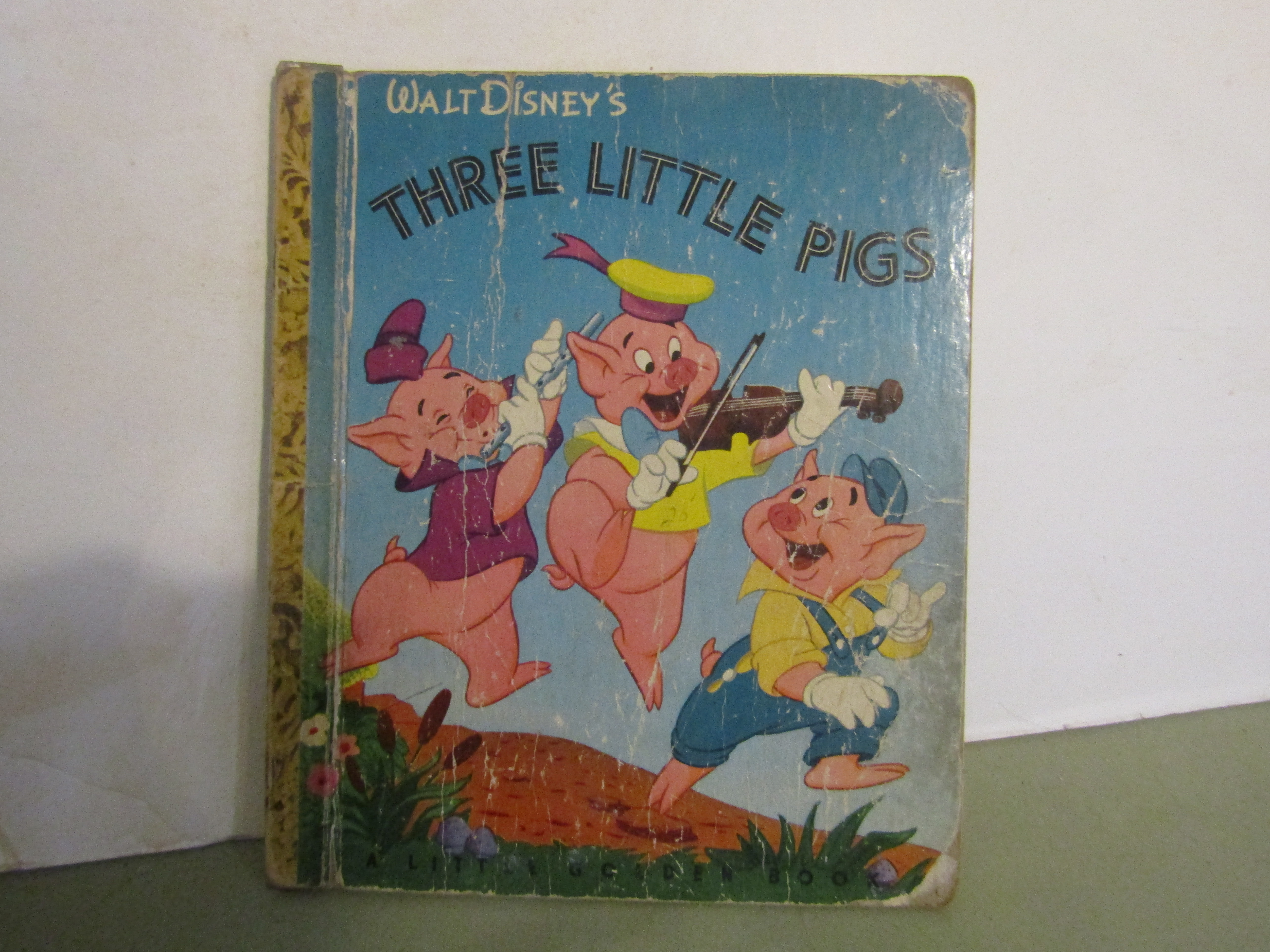 Early Golden Book Disney's The Three Little Pigs.