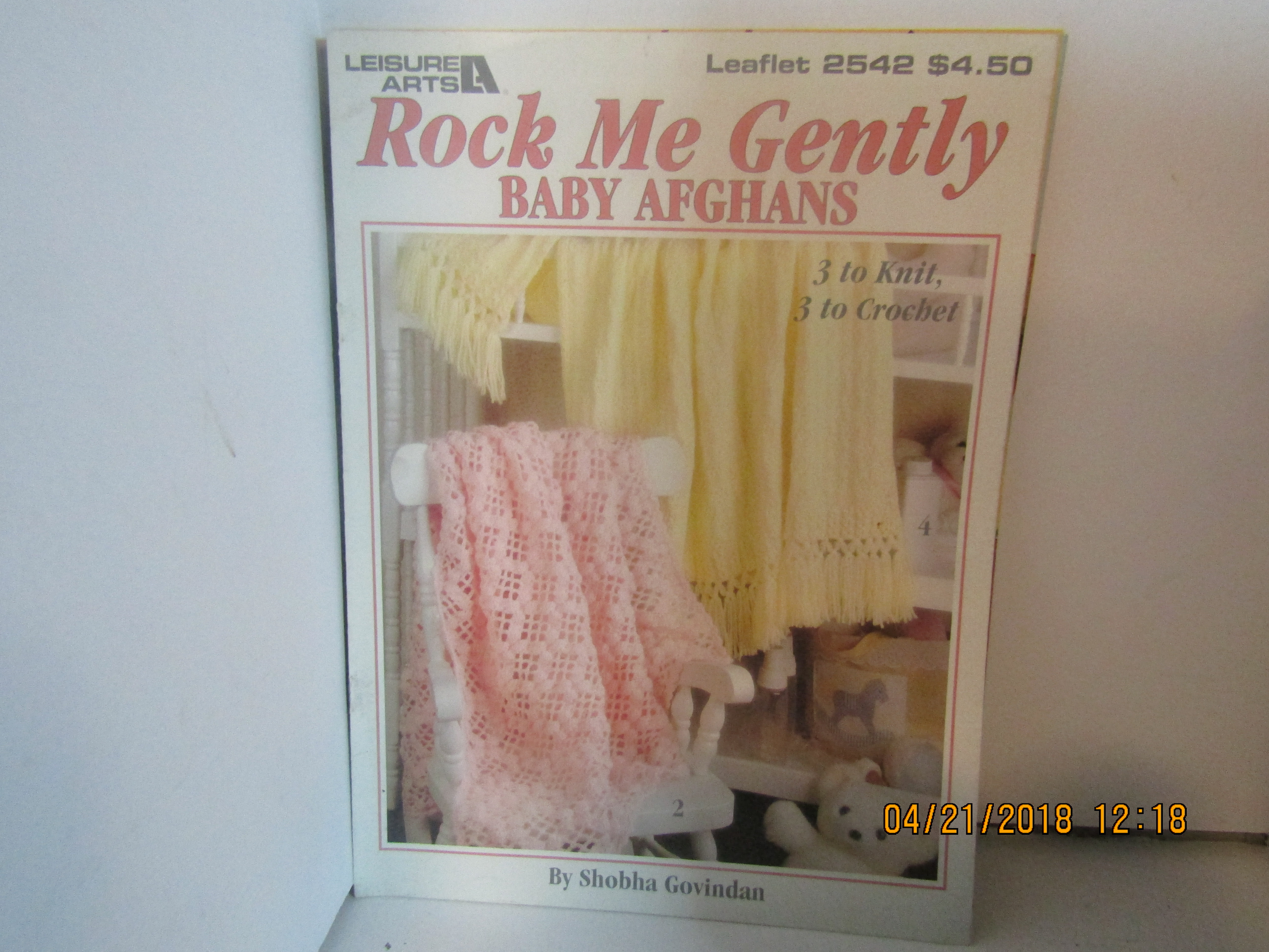Leisure Arts Rock Me Gently Baby Afghans #2542