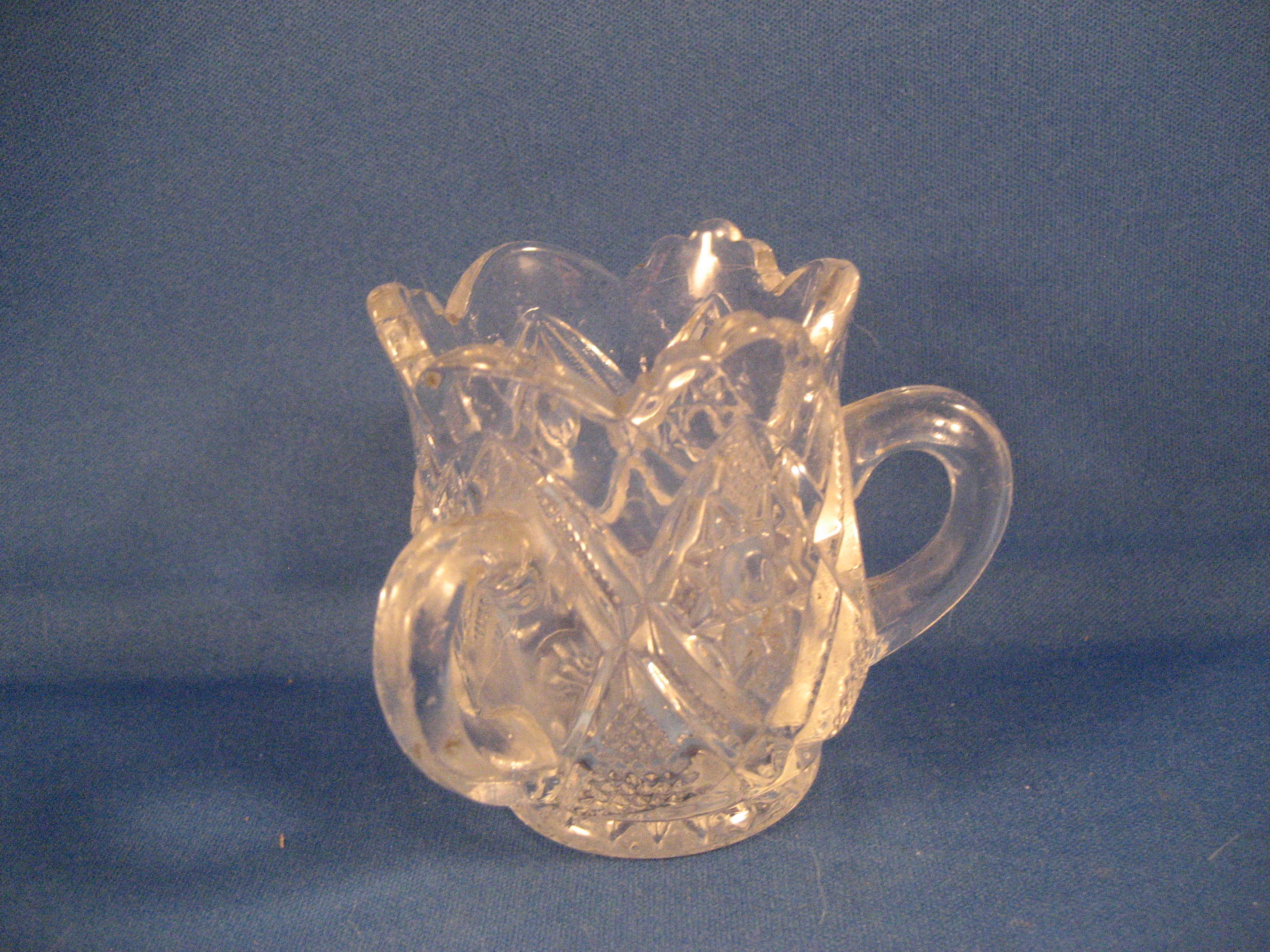 Three Handles Tooth Pick Holder