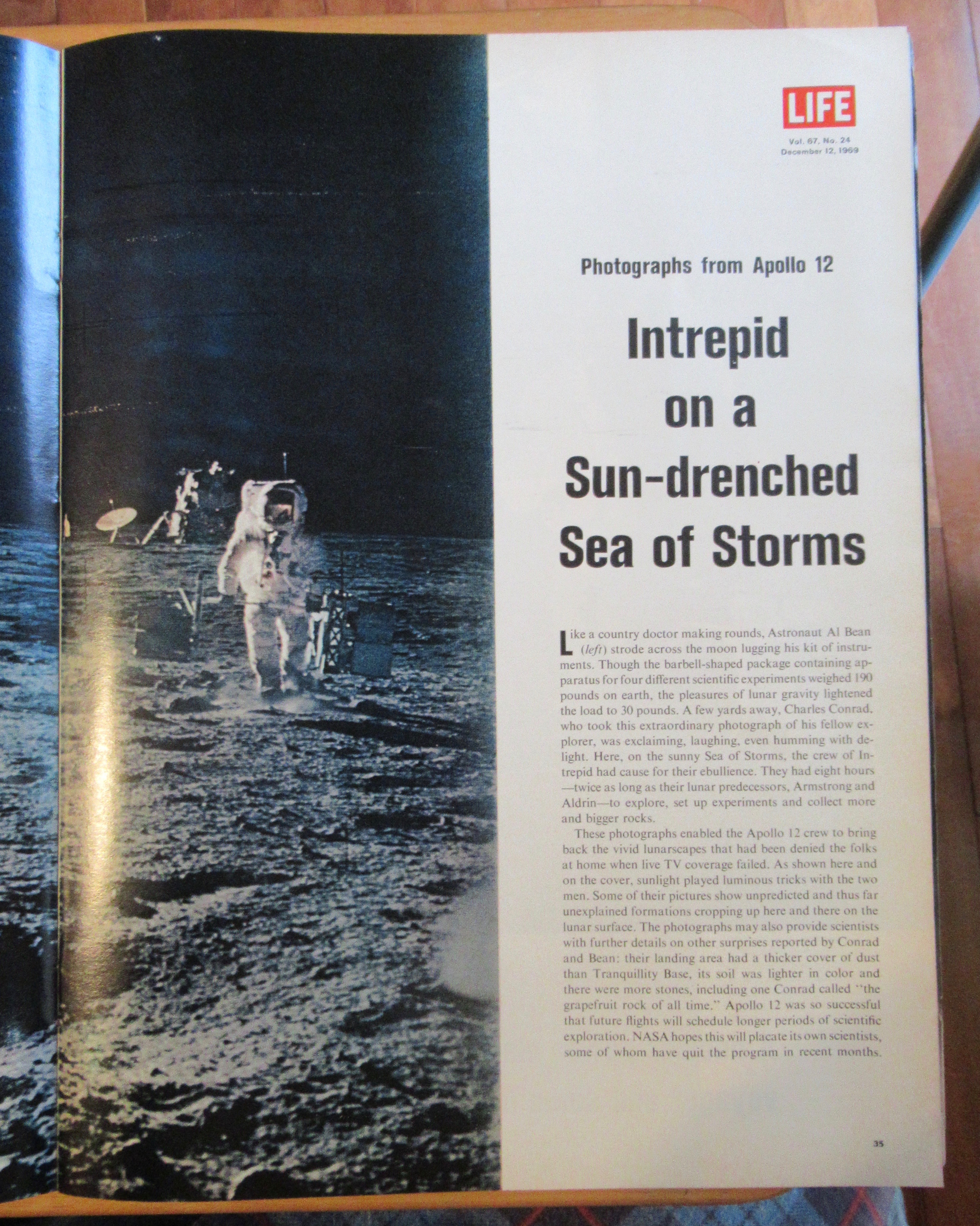 Life Magazine December 12, 1969 Apollo 12 On The Moon