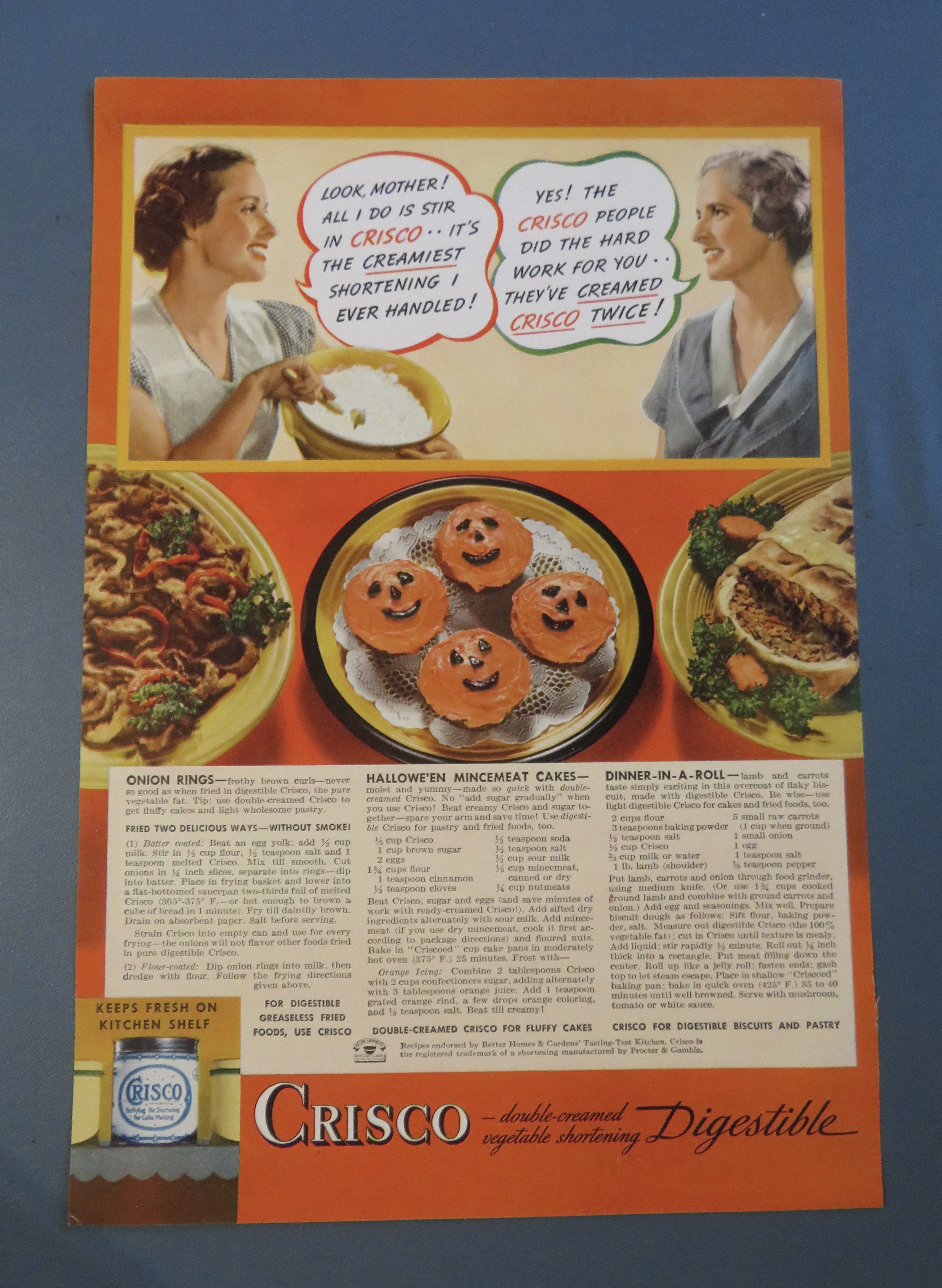 1936 Crisco Shortening with Halloween Mincemeat Cakes