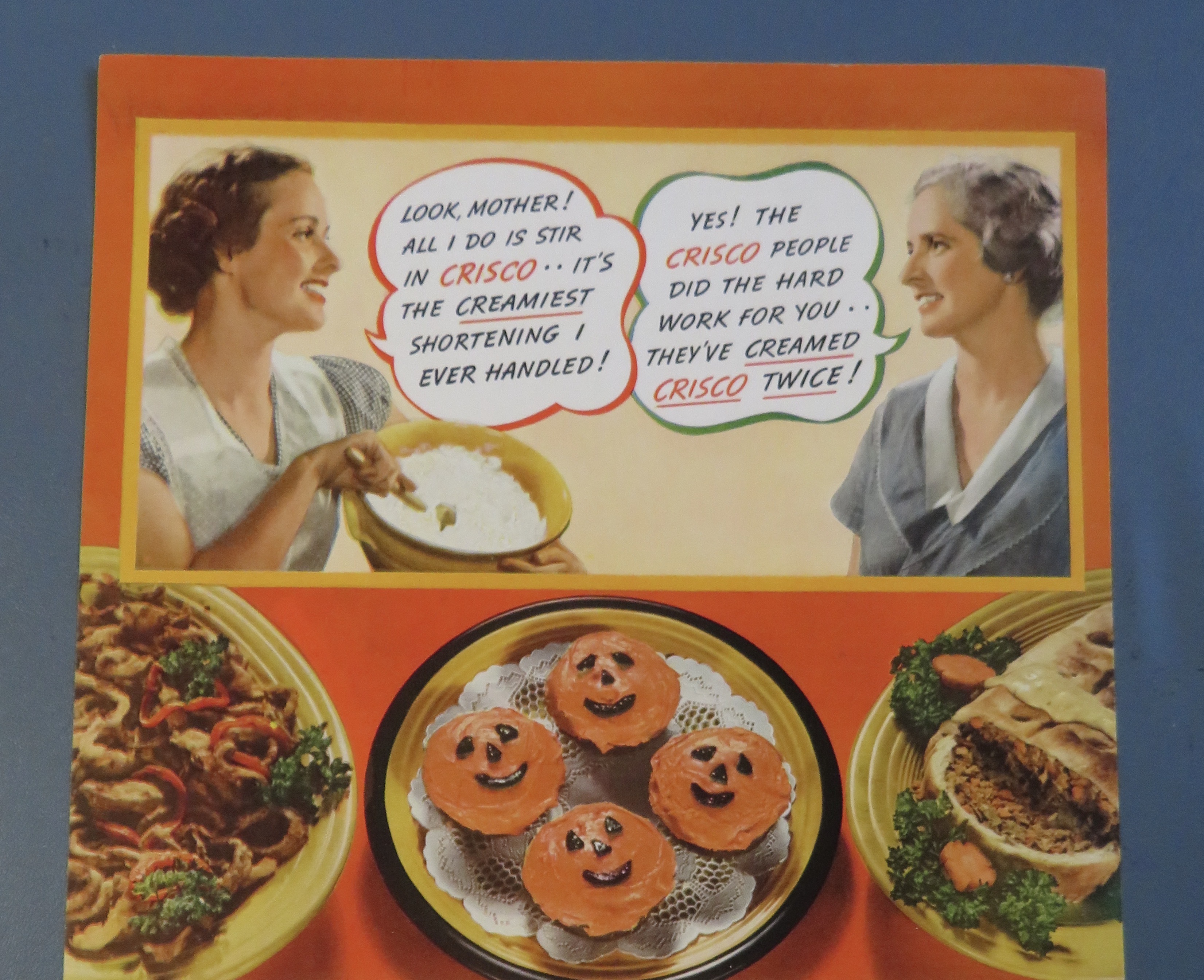 1936 Crisco Shortening with Halloween Mincemeat Cakes