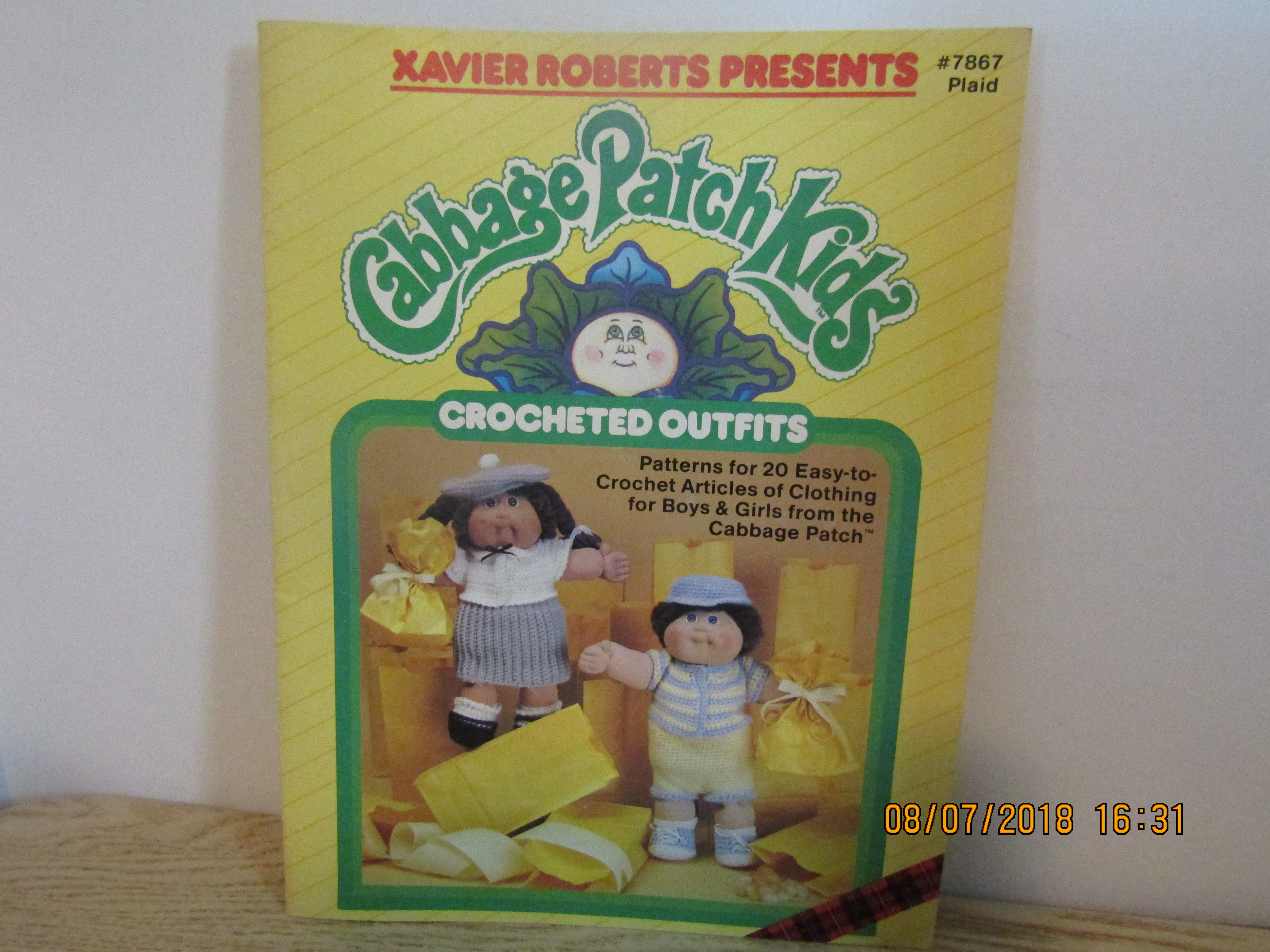 Plaid BookCrocheted Outfits For CabbagePatch Kids #7867