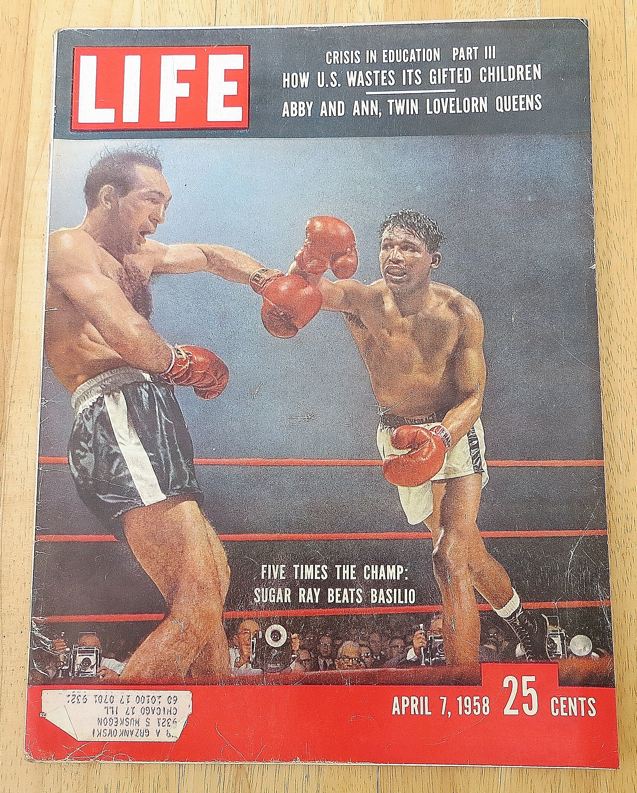 Life Magazine April 7, 1958 Sugar Ray
