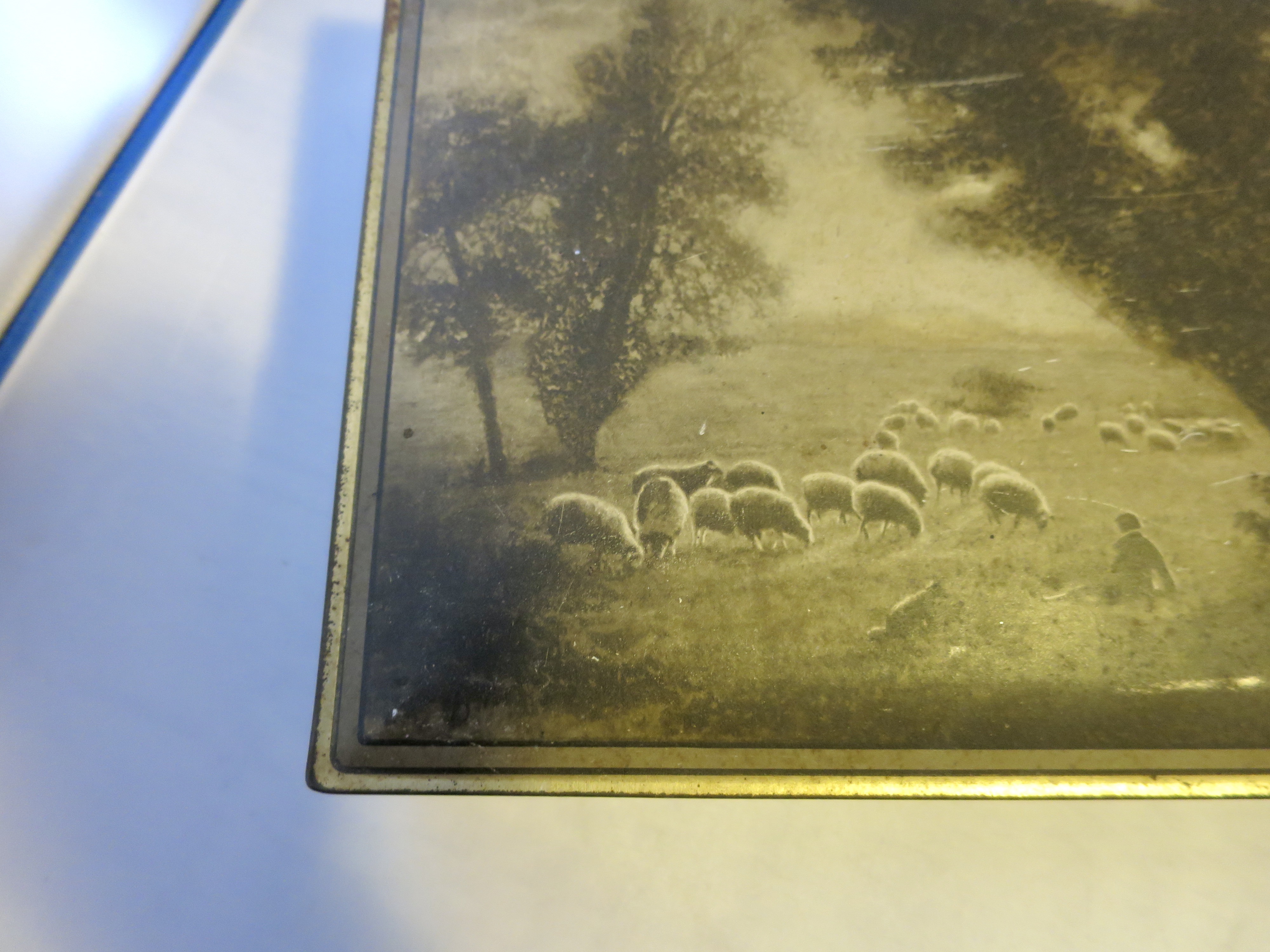 Uneeda Biscuit Tin Sheep Farm Shepherd Dog painted scene c 1923