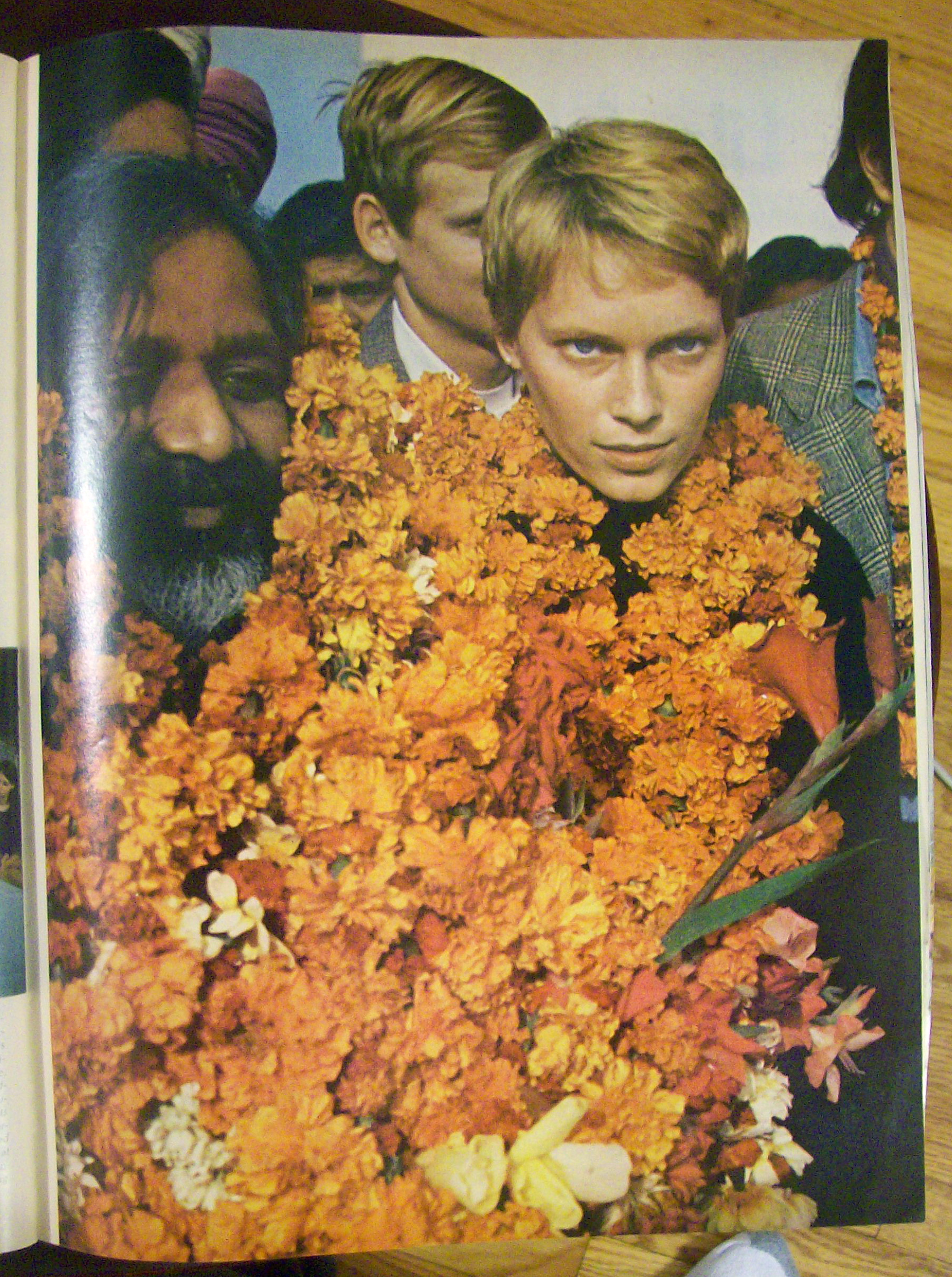 Life Magazine-February 9, 1968-Embassy Battle