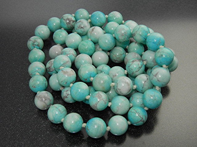 Necklace Turquoise Handknotted Beads
