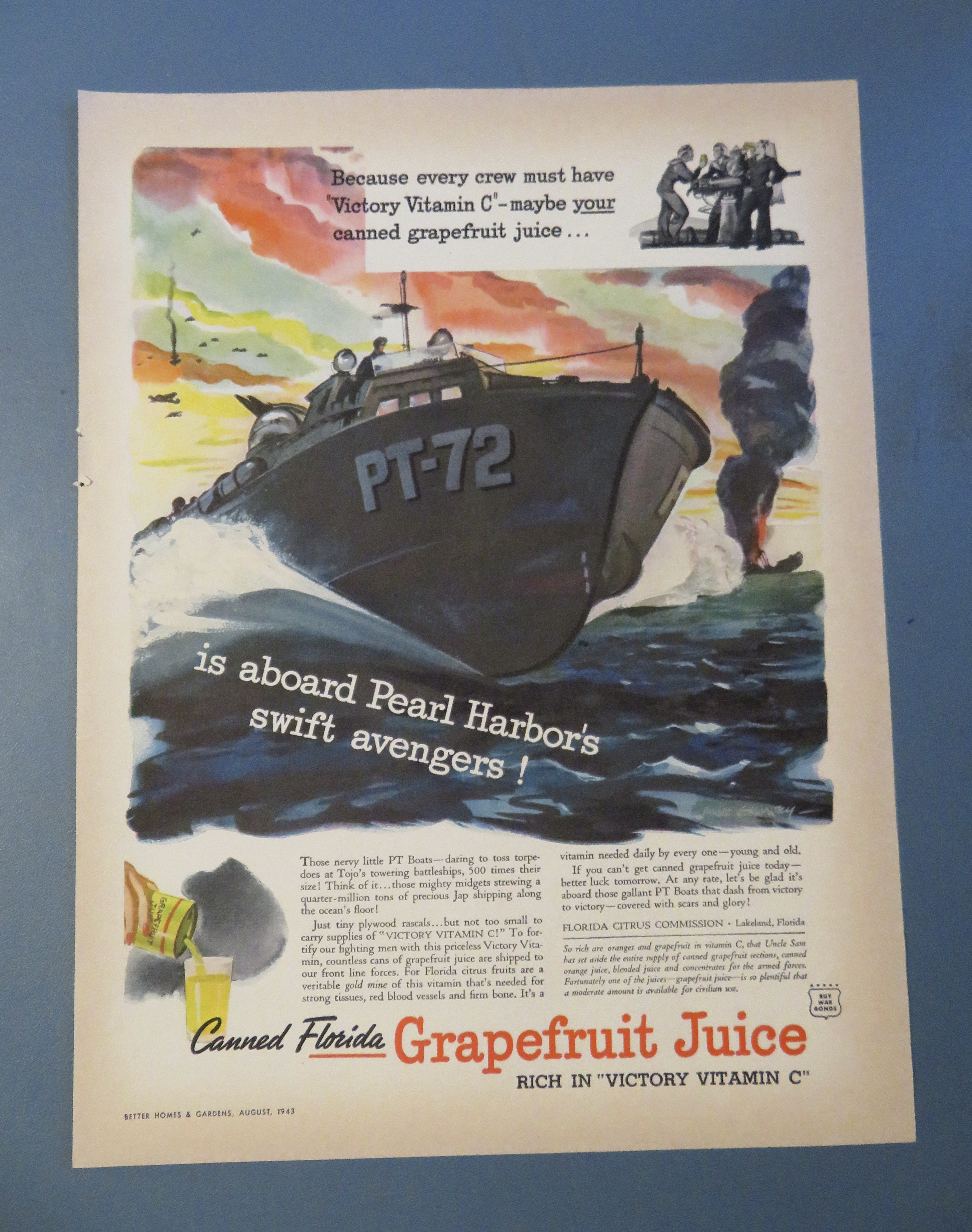 1943 Florida Grapefruit Juice w Pearl Harbor's PT - 72
