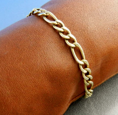 18K Gold Link Bracelet 8 Grams