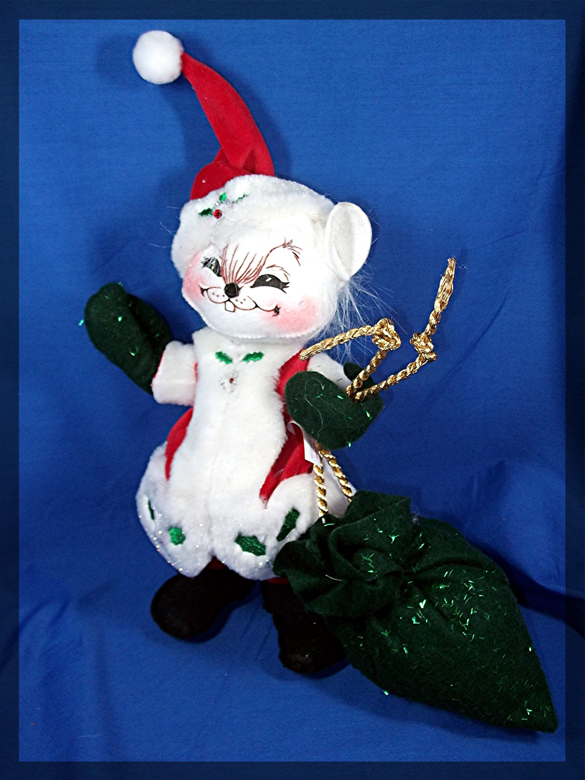 Christmas Annalee Winterberry Santa Mouse 2005