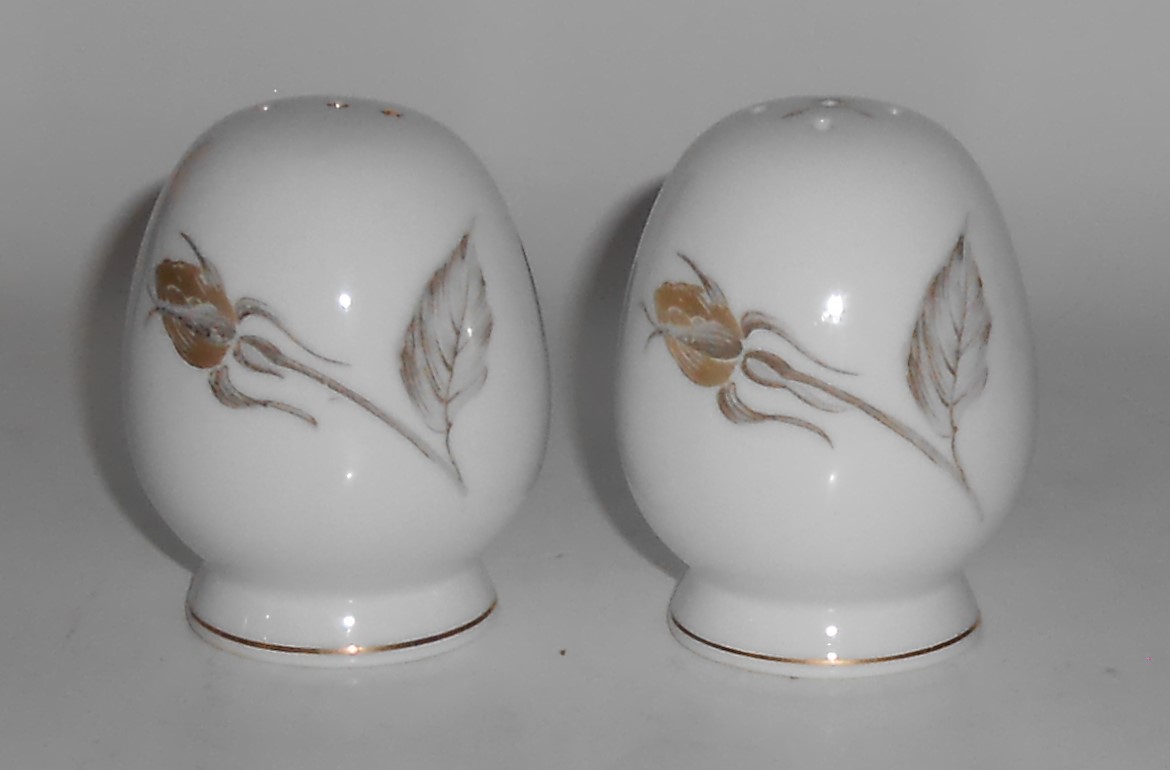 Narumi Porcelain China Japan Damask Rose Gold Band Salt